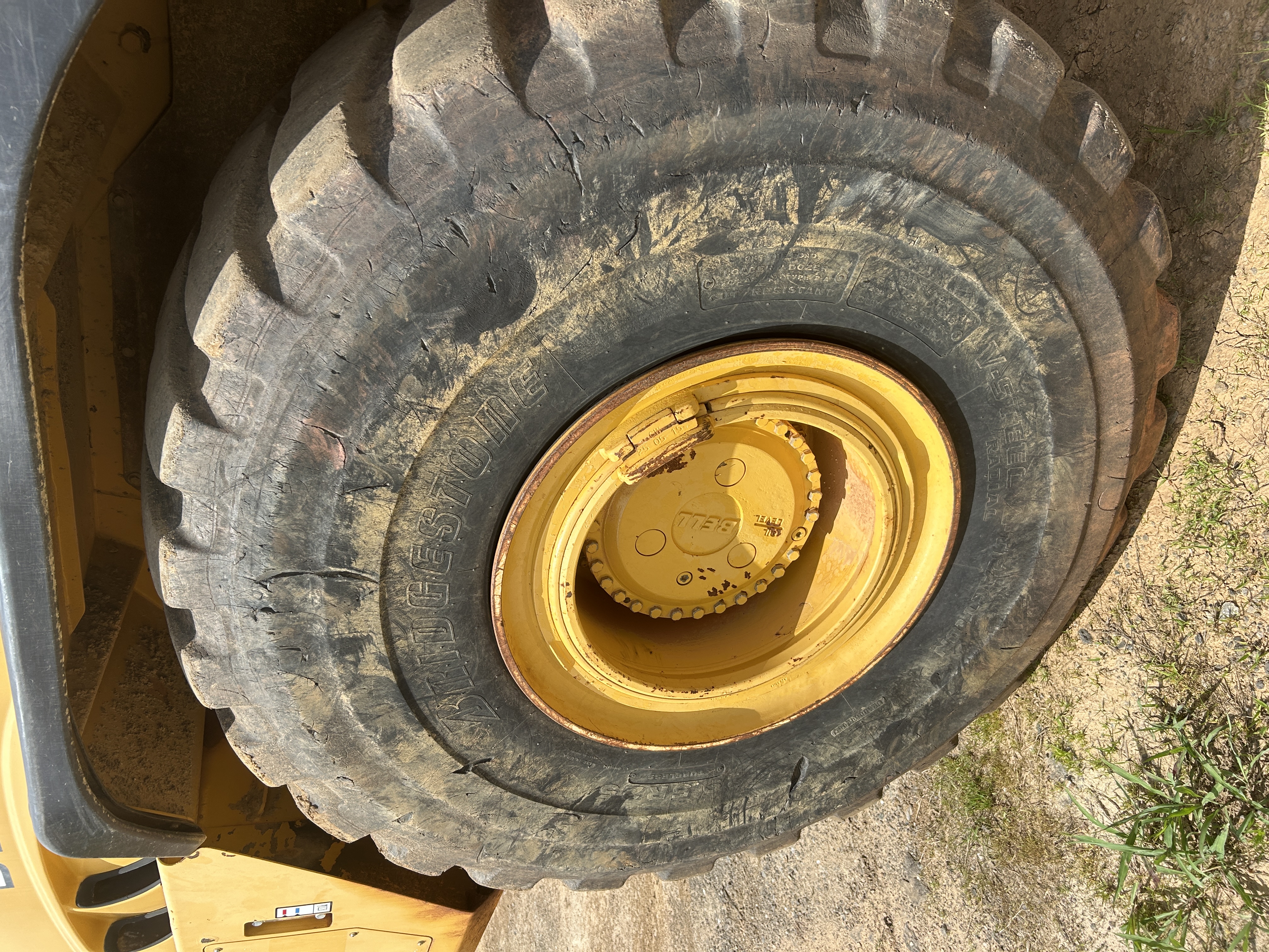 Used 2015 Bell B40D with 2016 K-Tech 1233 ADT Scraper