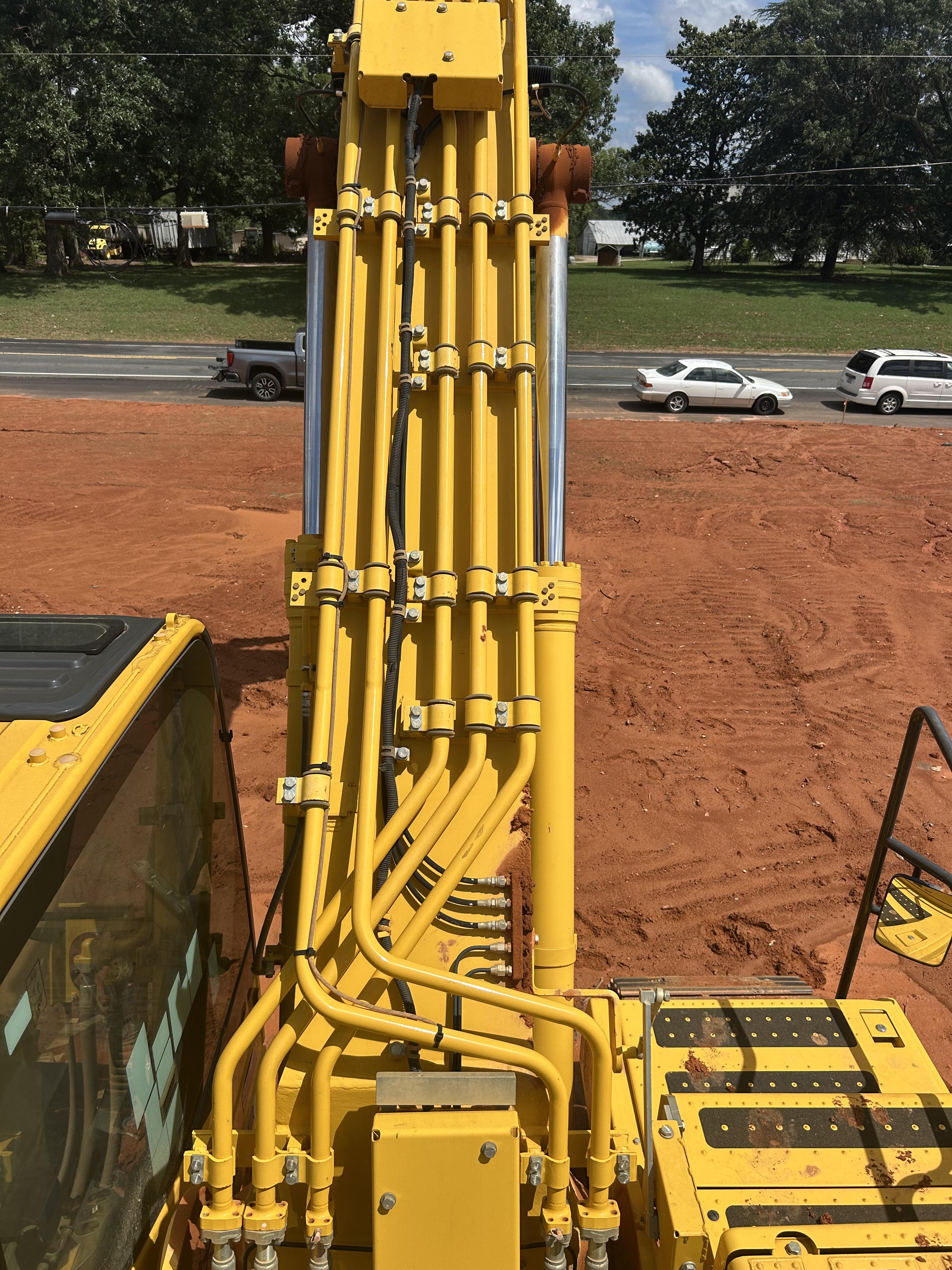 Used 2024 Komatsu PC360CLI-11 977