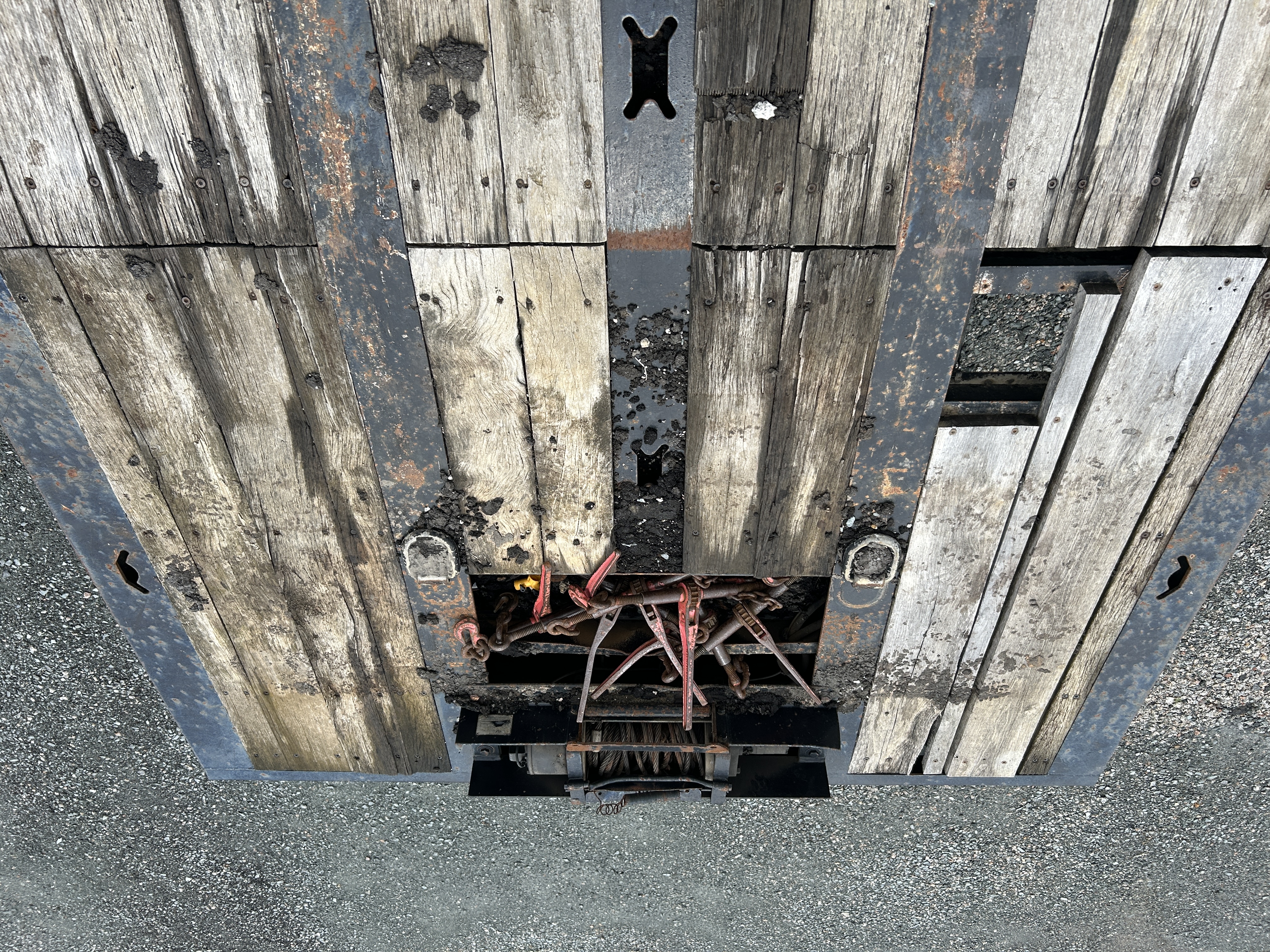 Used 2005 Kalyn Siebert   35 Ton Sliding Tilt deck