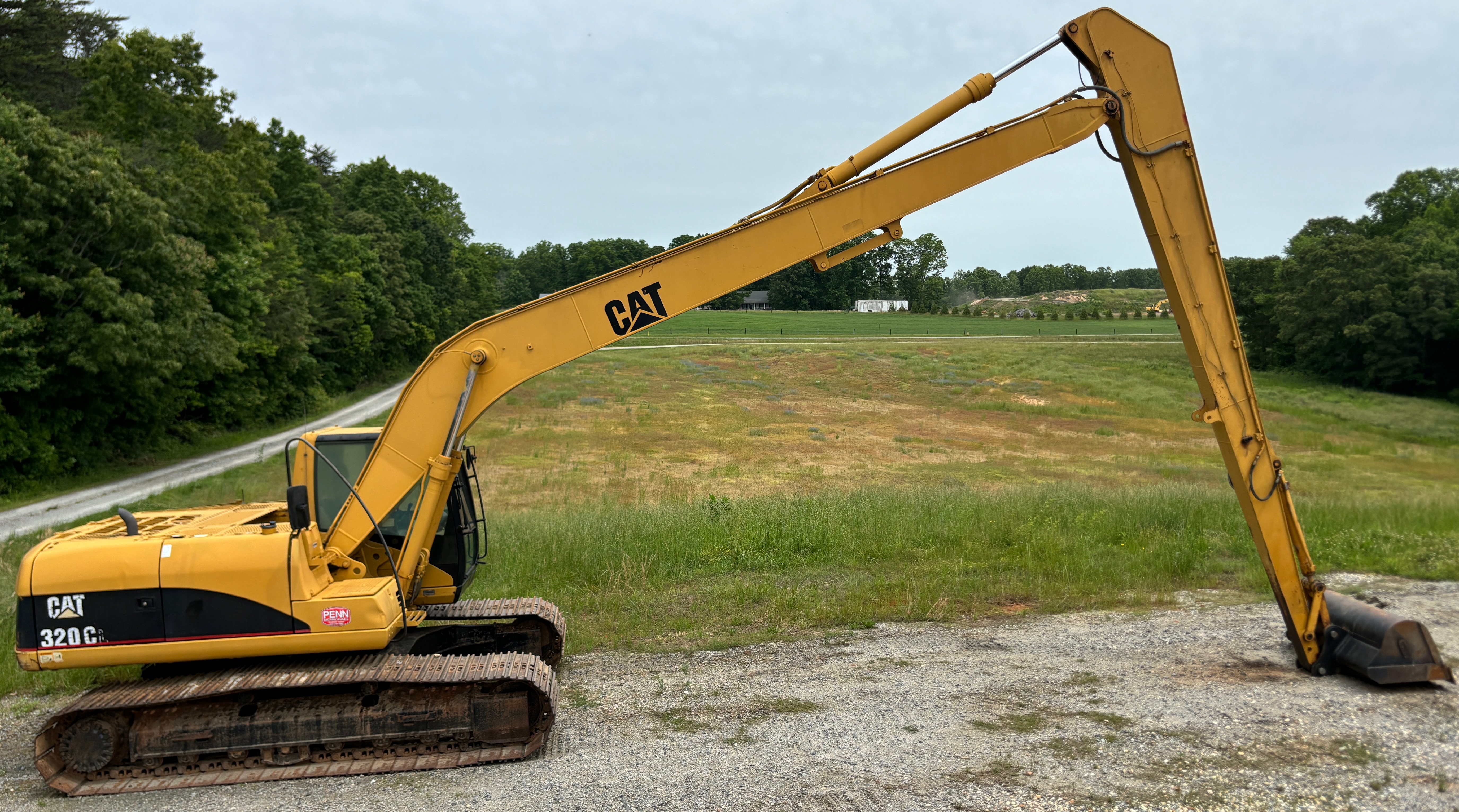 Used 2002 CATERPILLAR 320CL