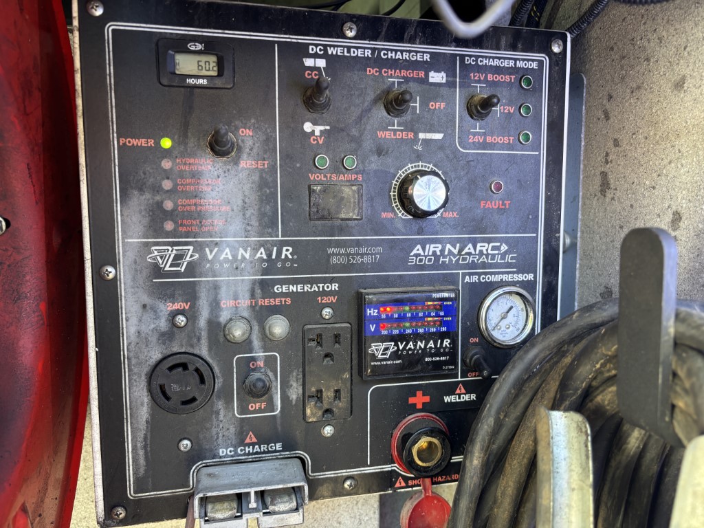 Used 2019 Ford F550 XL service truck