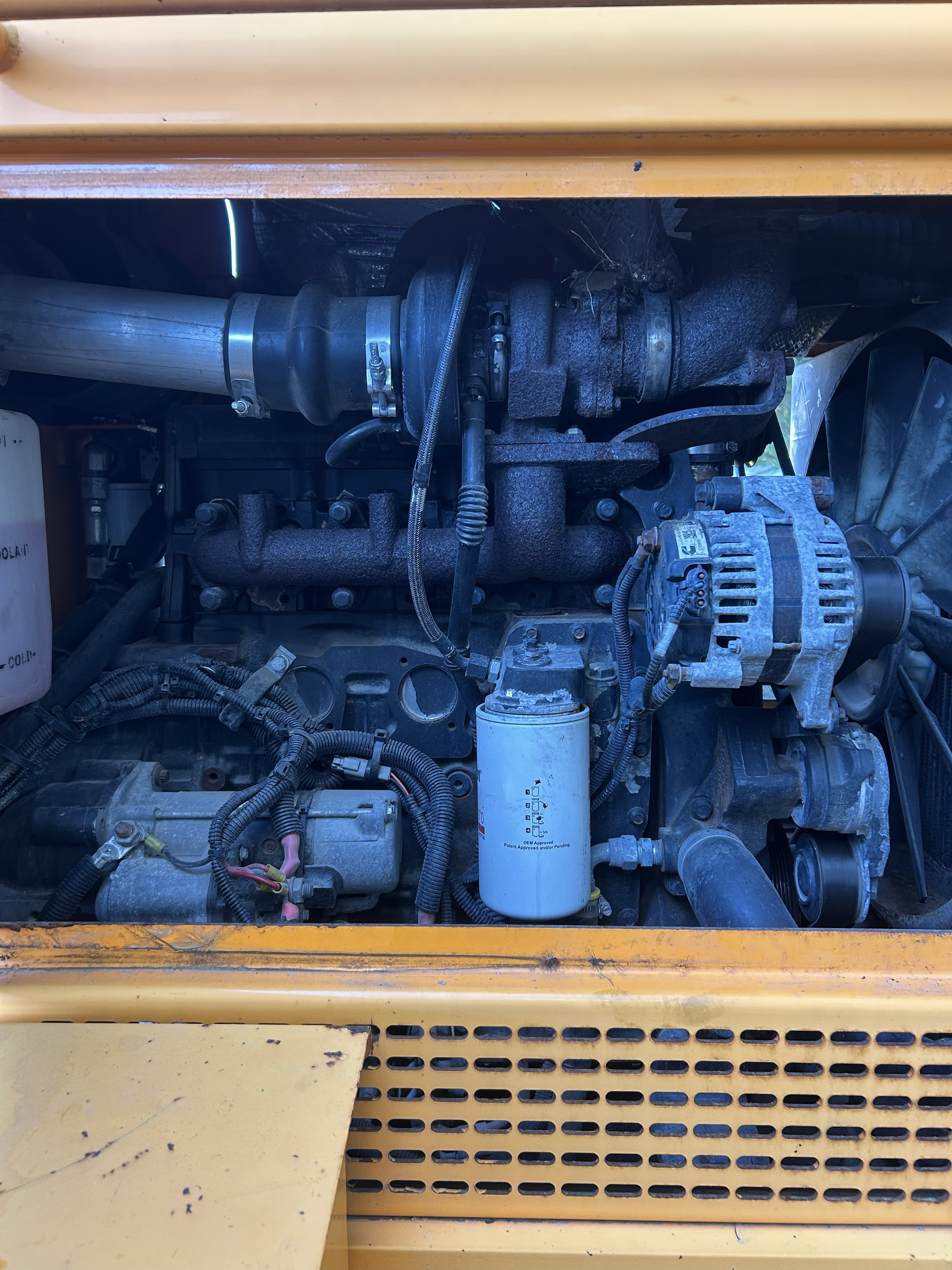 Used 2017 Leeboy 685C with only 1362