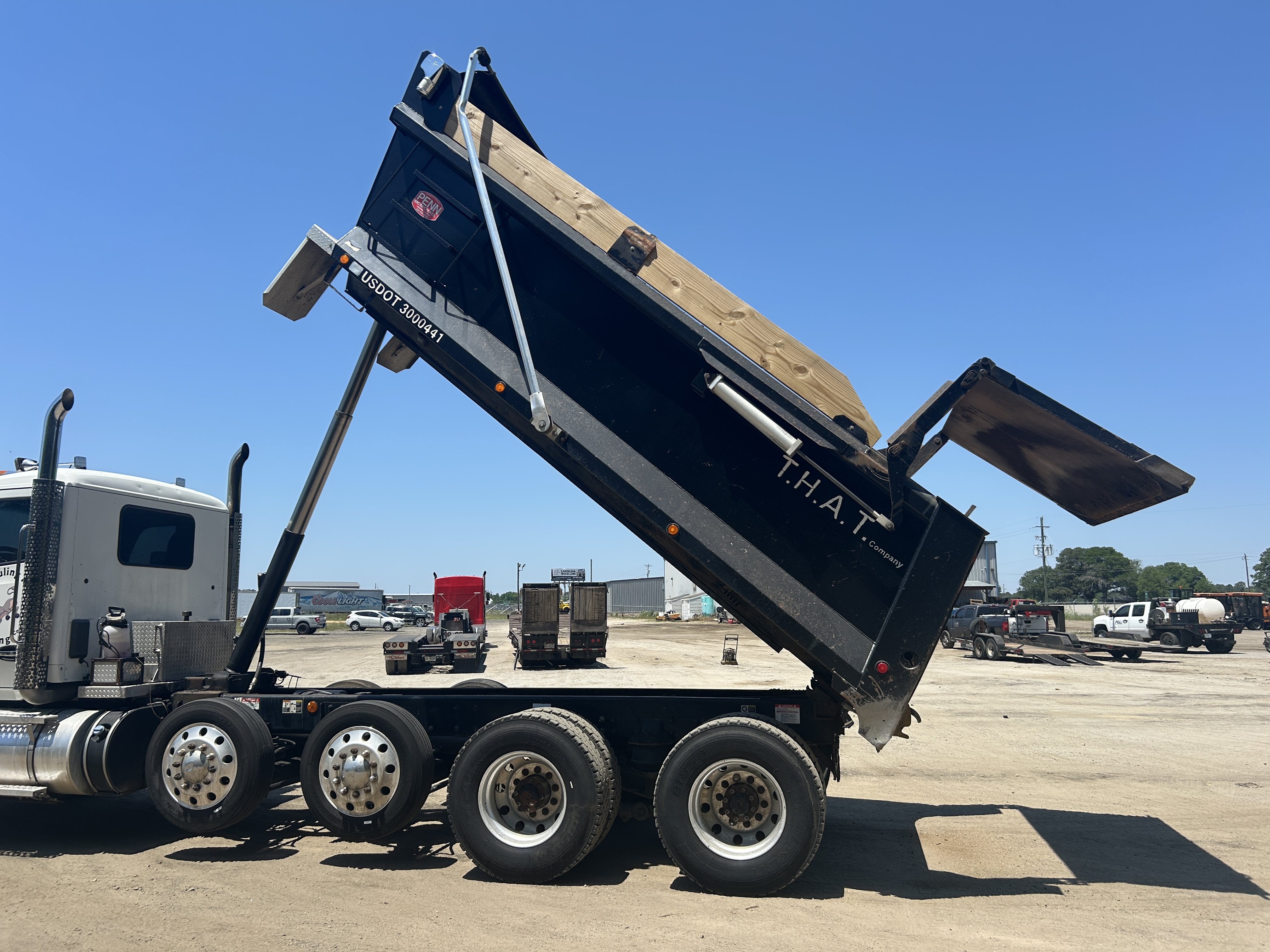 Used 2017 Kenworth T880 Quad Axle Dump Truck