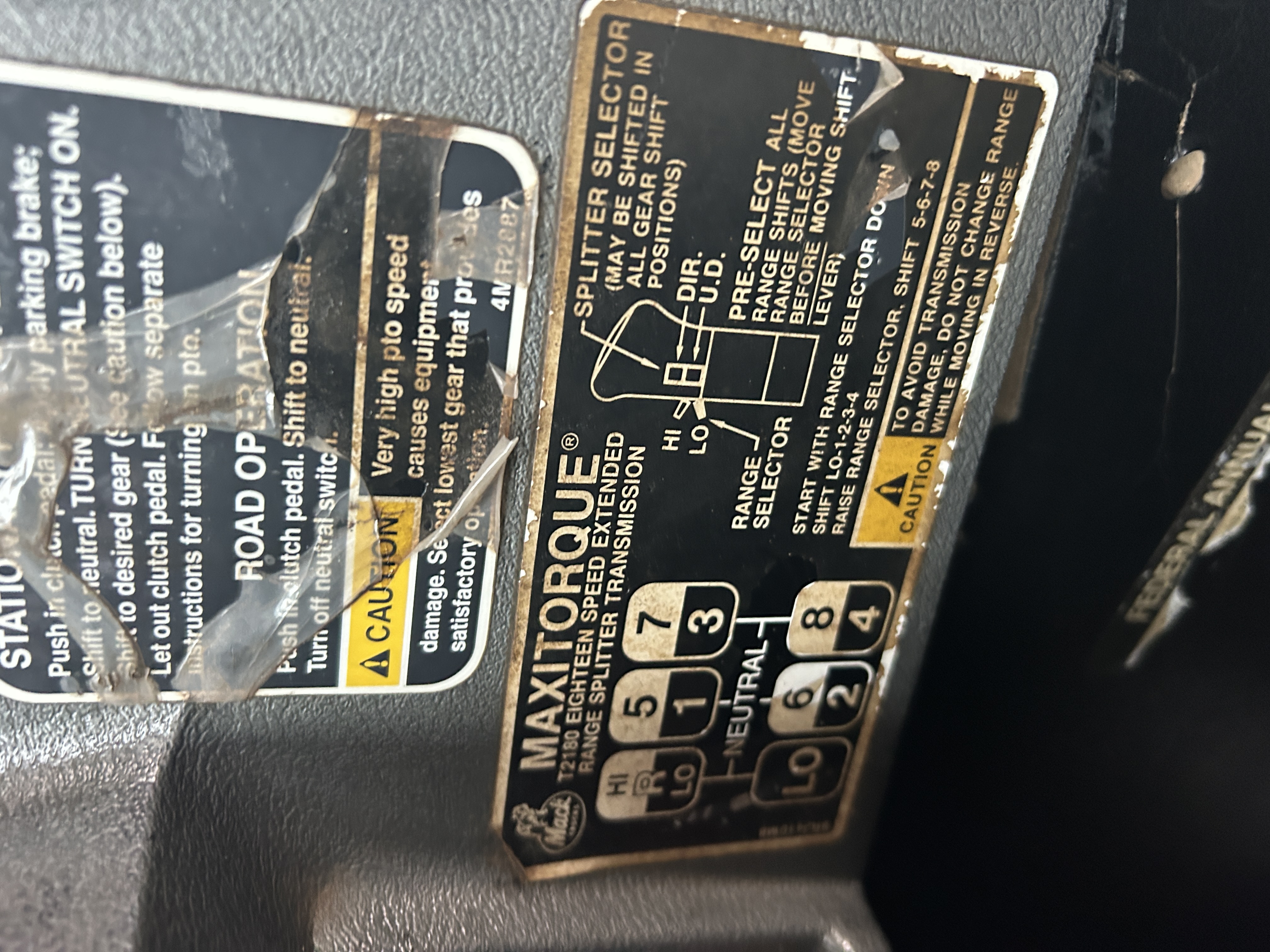 Used 1999 Mack CH613 Heavy Haul Road Tractor