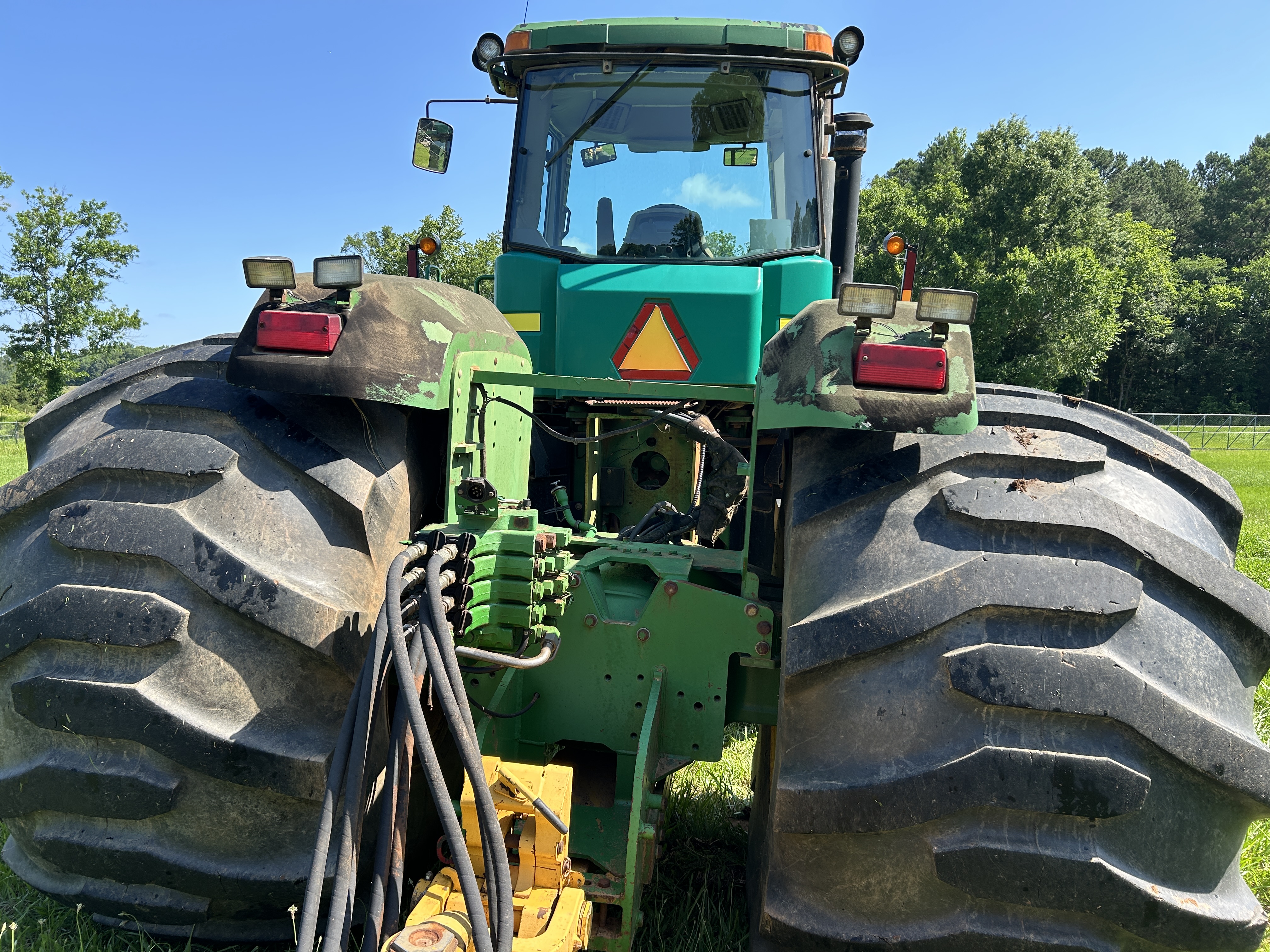 Used 2000 Deere 9400 with 4400 original hours