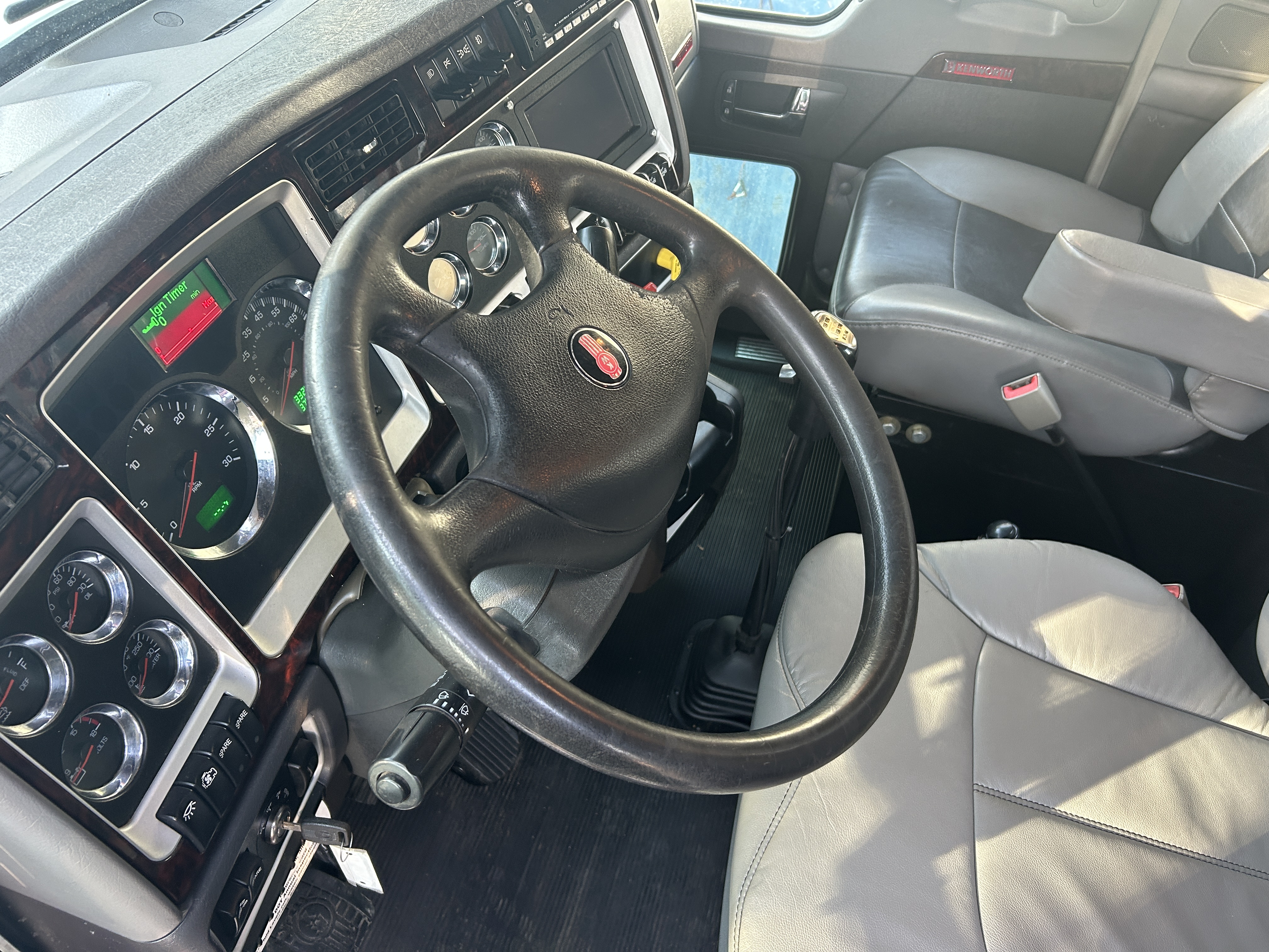 Used 2016 Kenworth T800 Heavy Haul