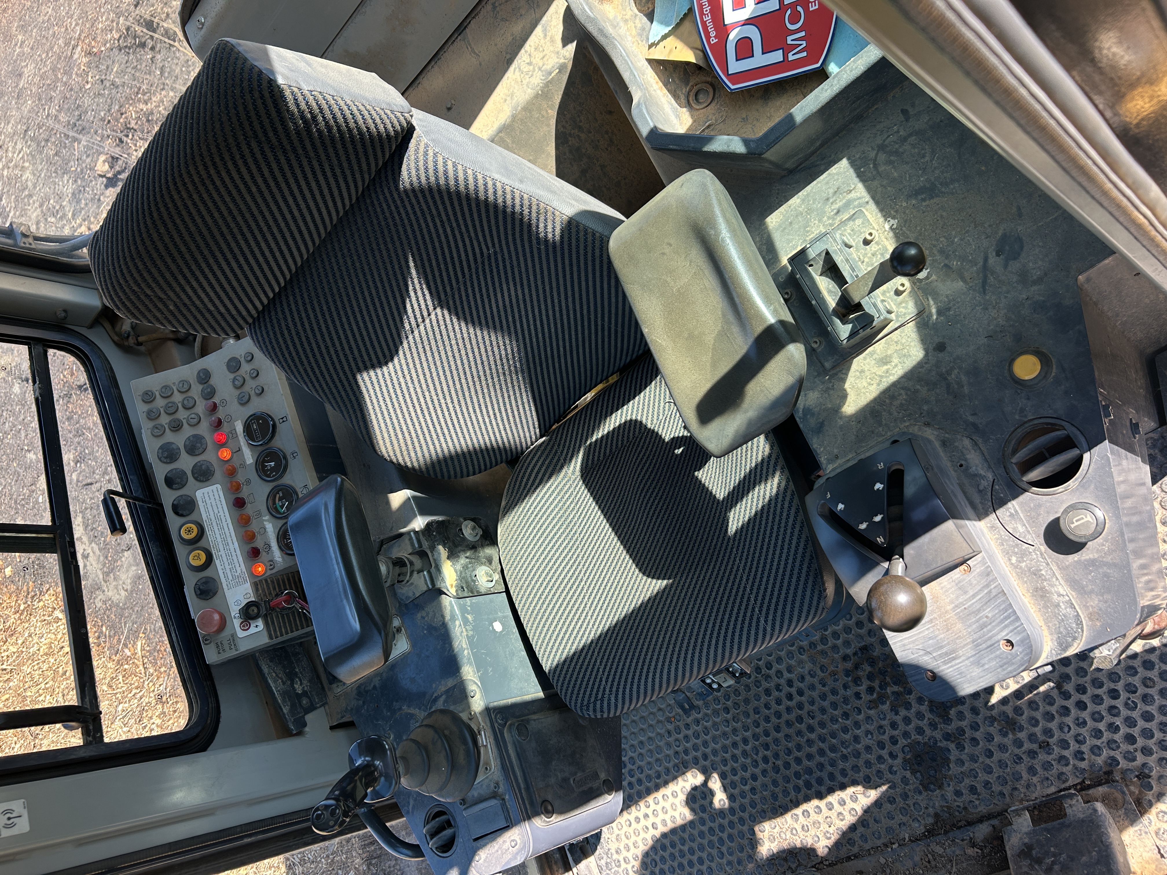 Used 2005 Deere 655C II