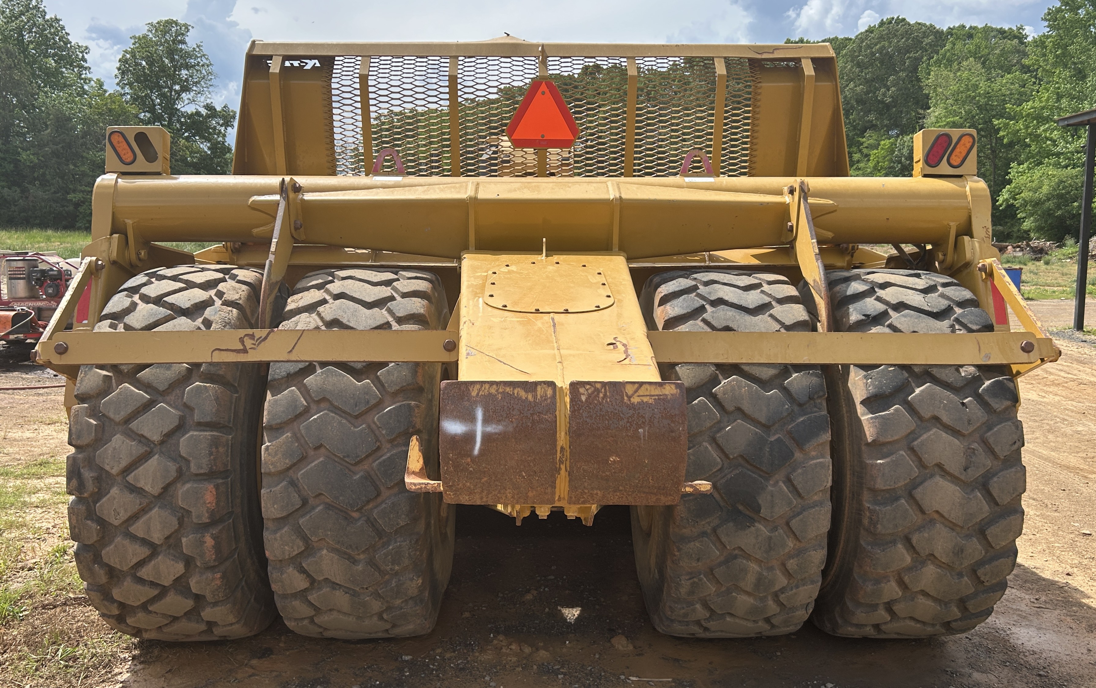 Used 2015 Bell B40D with 2016 K-Tech 1233 ADT Scraper