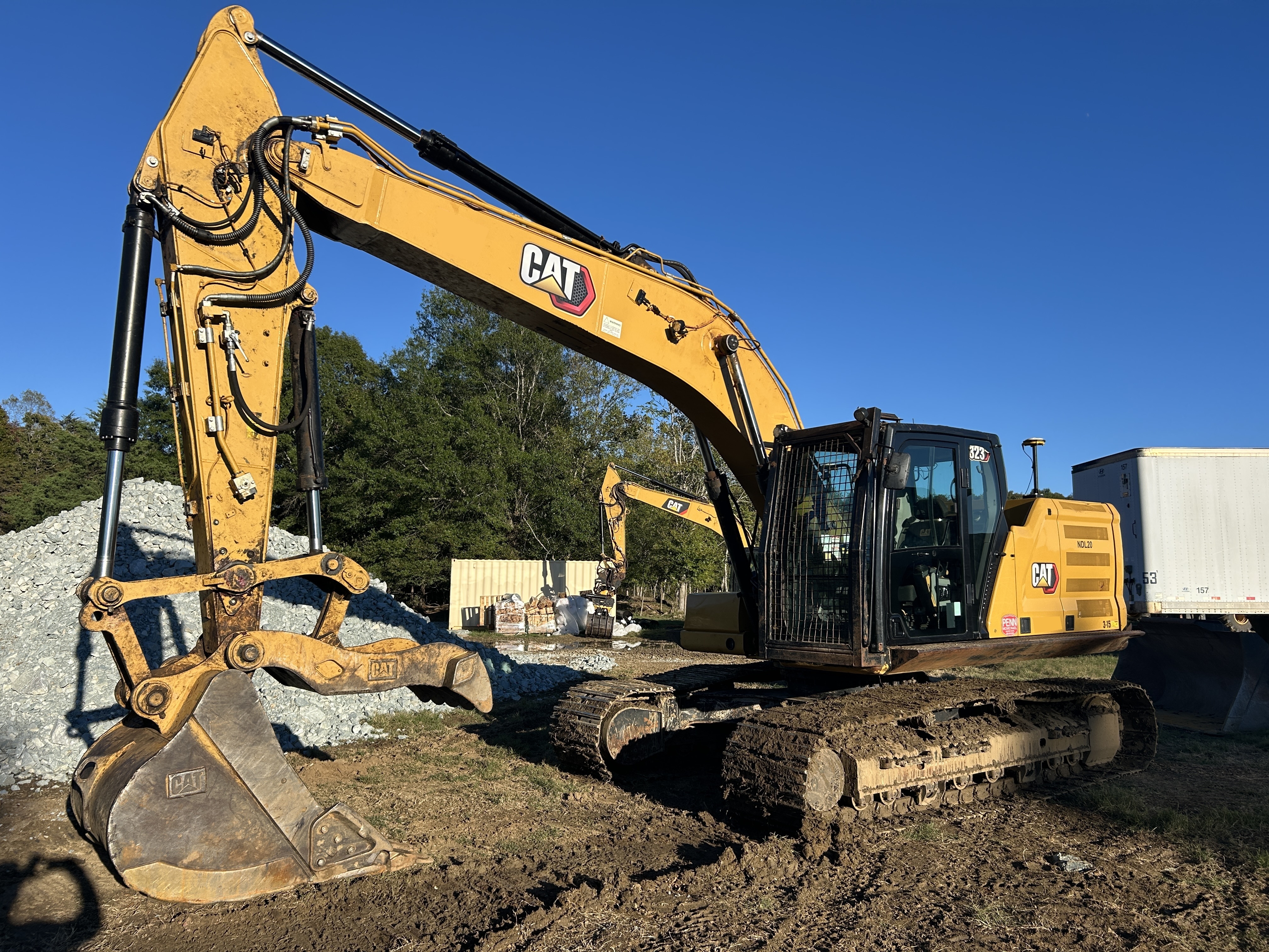 Used 2023 Caterpillar 323 with Progressive Link Hydraulic Thumb, New undercarriage, Grade 3D Ready