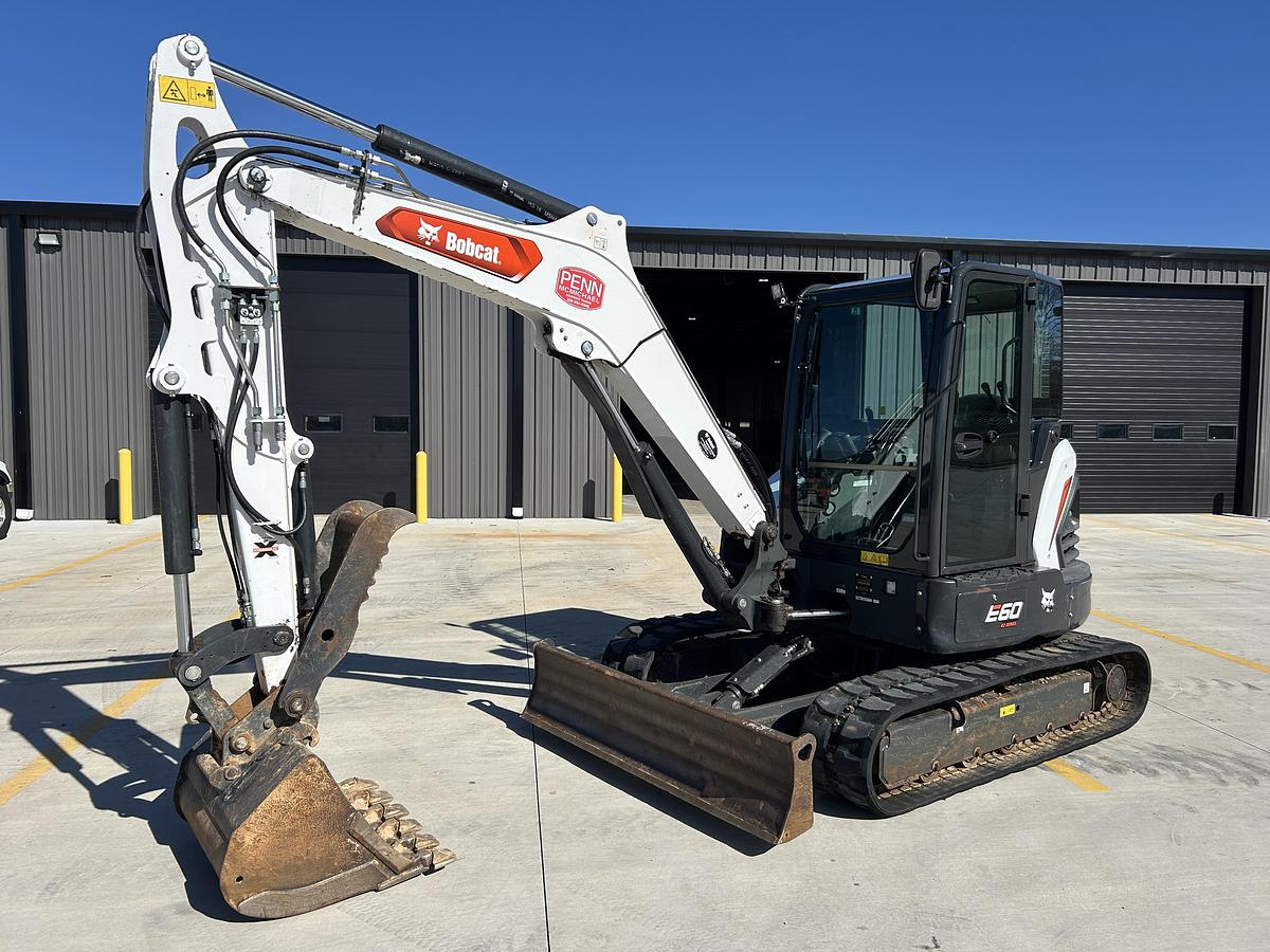 Used 2021 Bobcat E60 R2