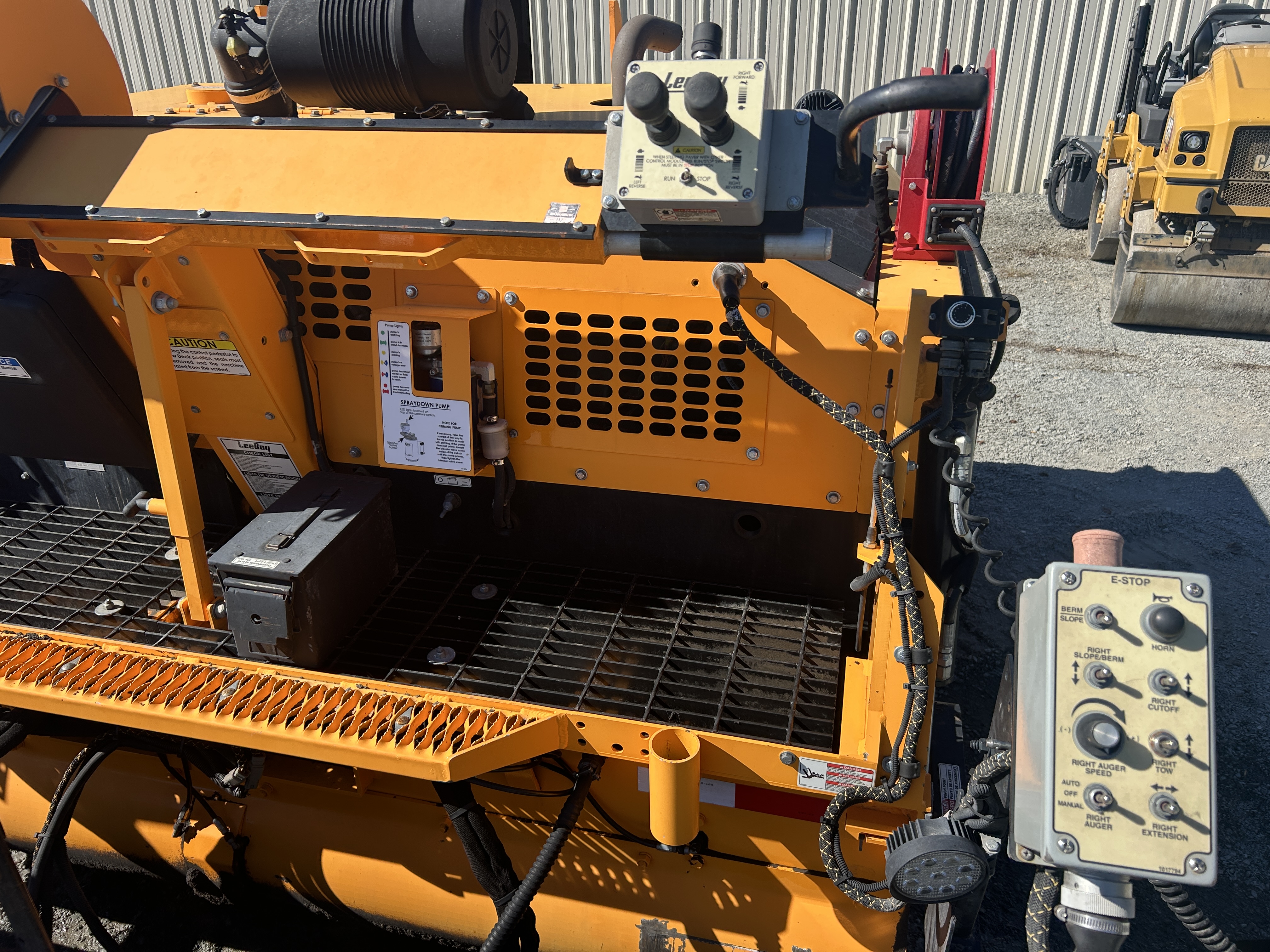 Used 2021 Leeboy 8515E