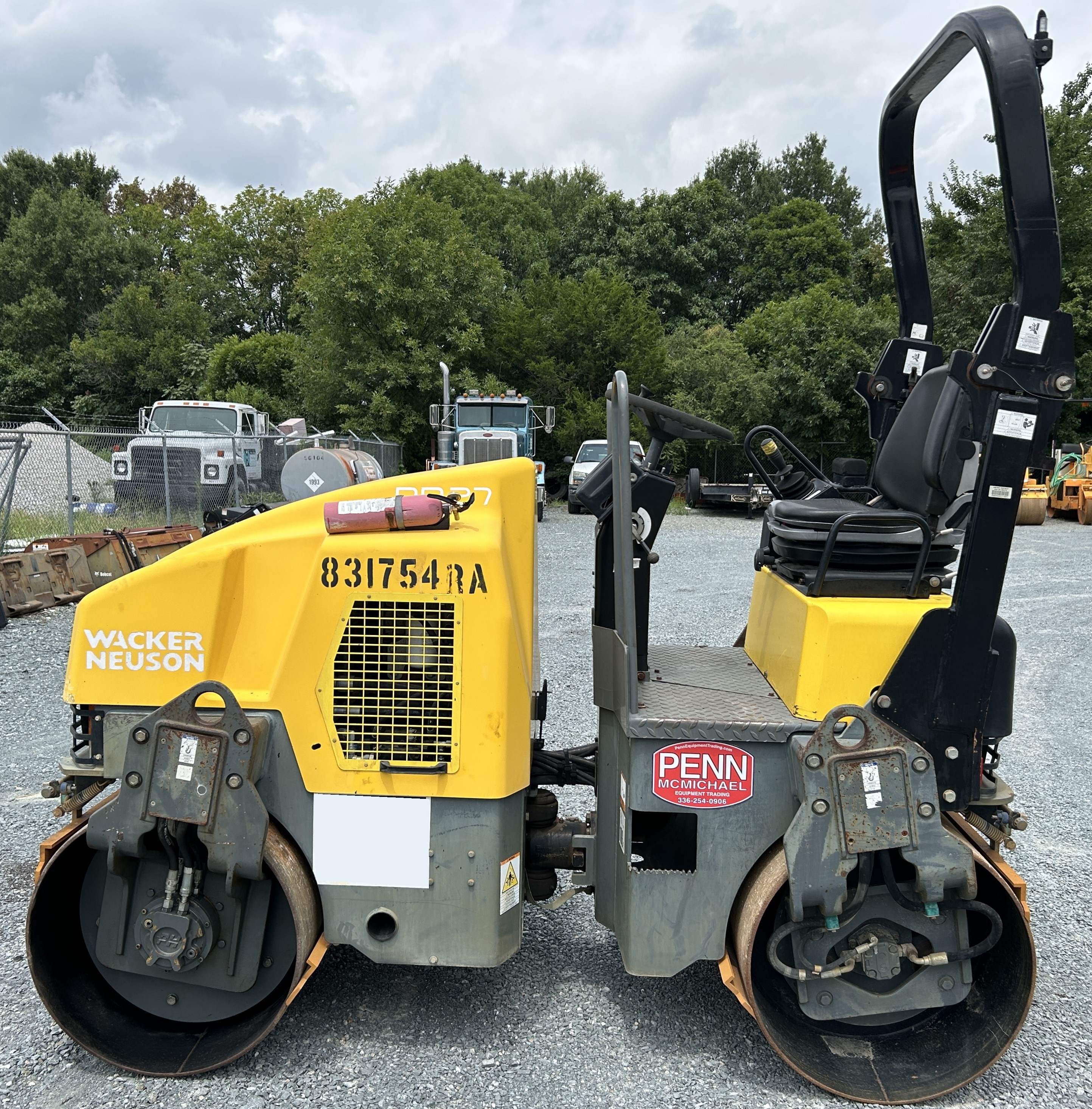 Used 2010 Wacker Neuson RD27-120