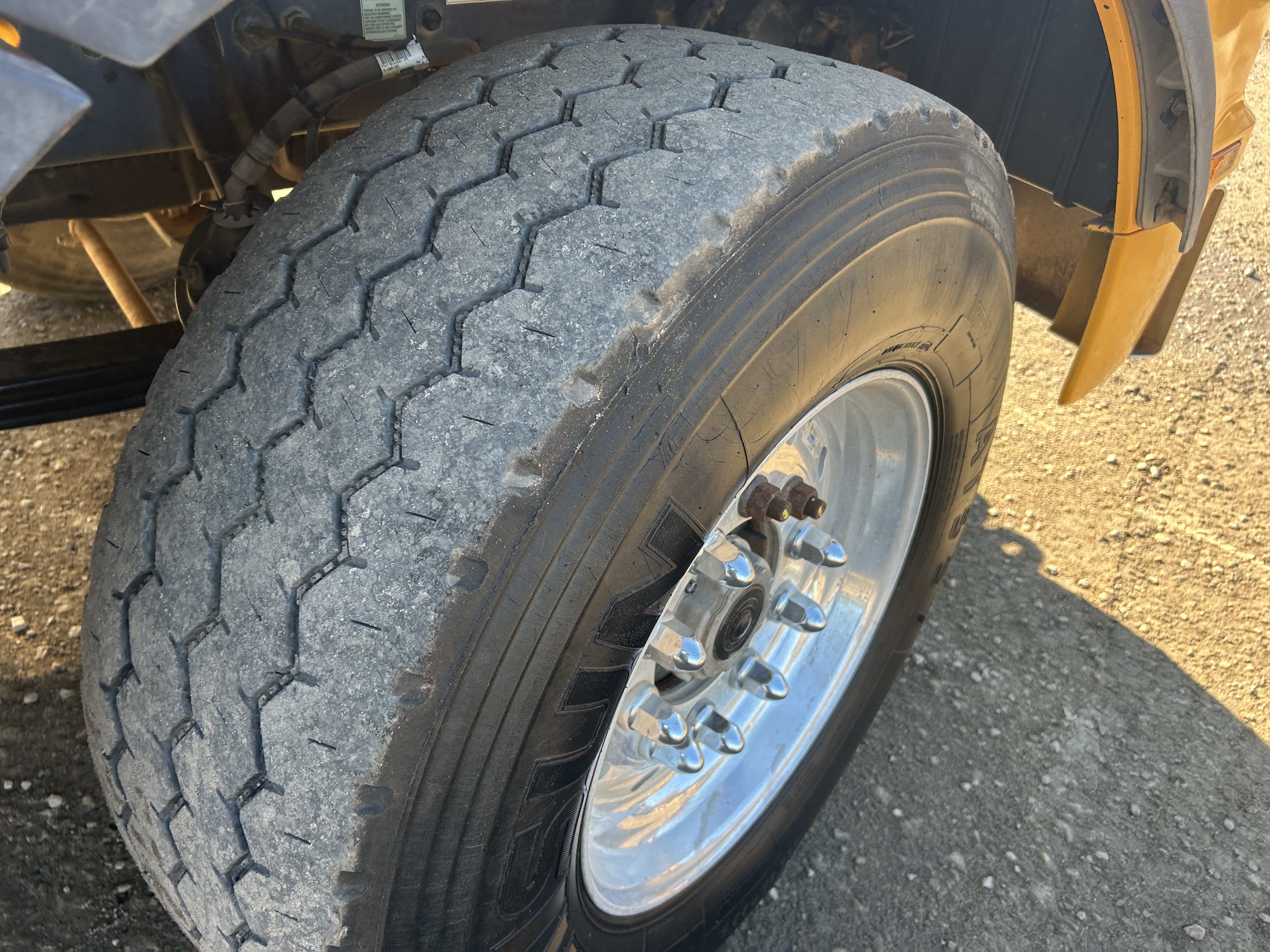 Used 2016 Kenworth T880 Quad Axle Dump Truck - Automatic