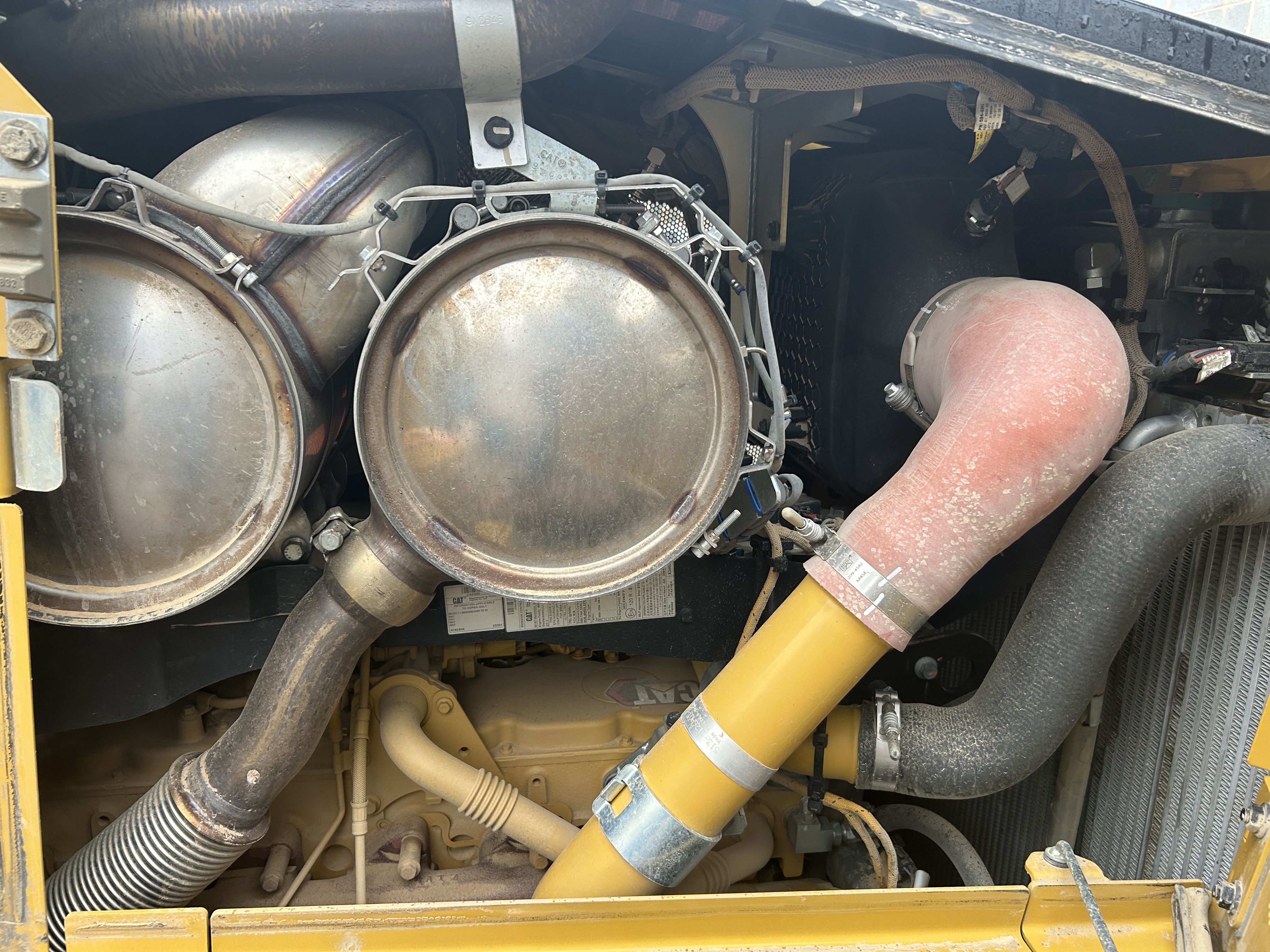 Used 2025 Caterpillar D5 LGP