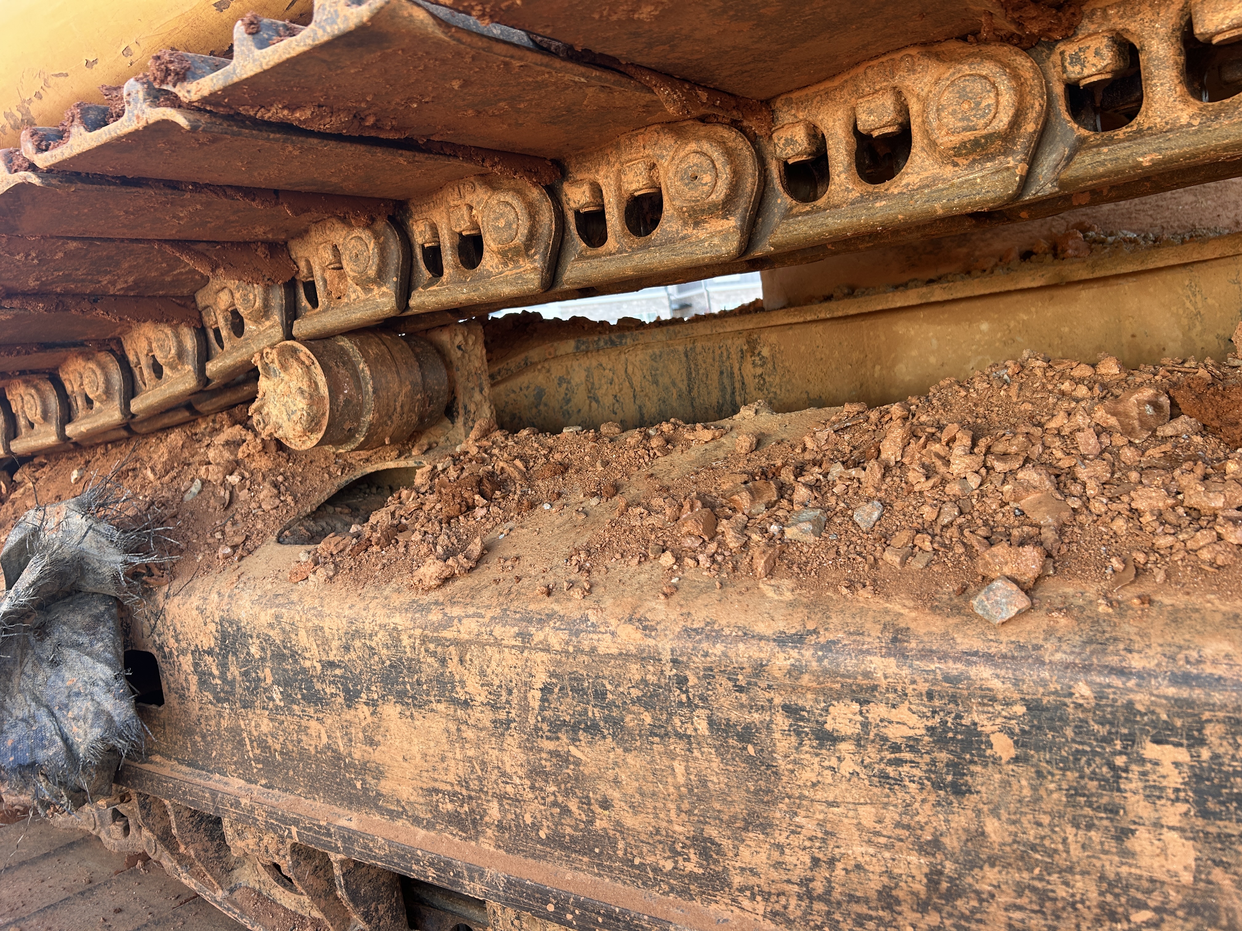 Used 2016 Caterpillar 323FL