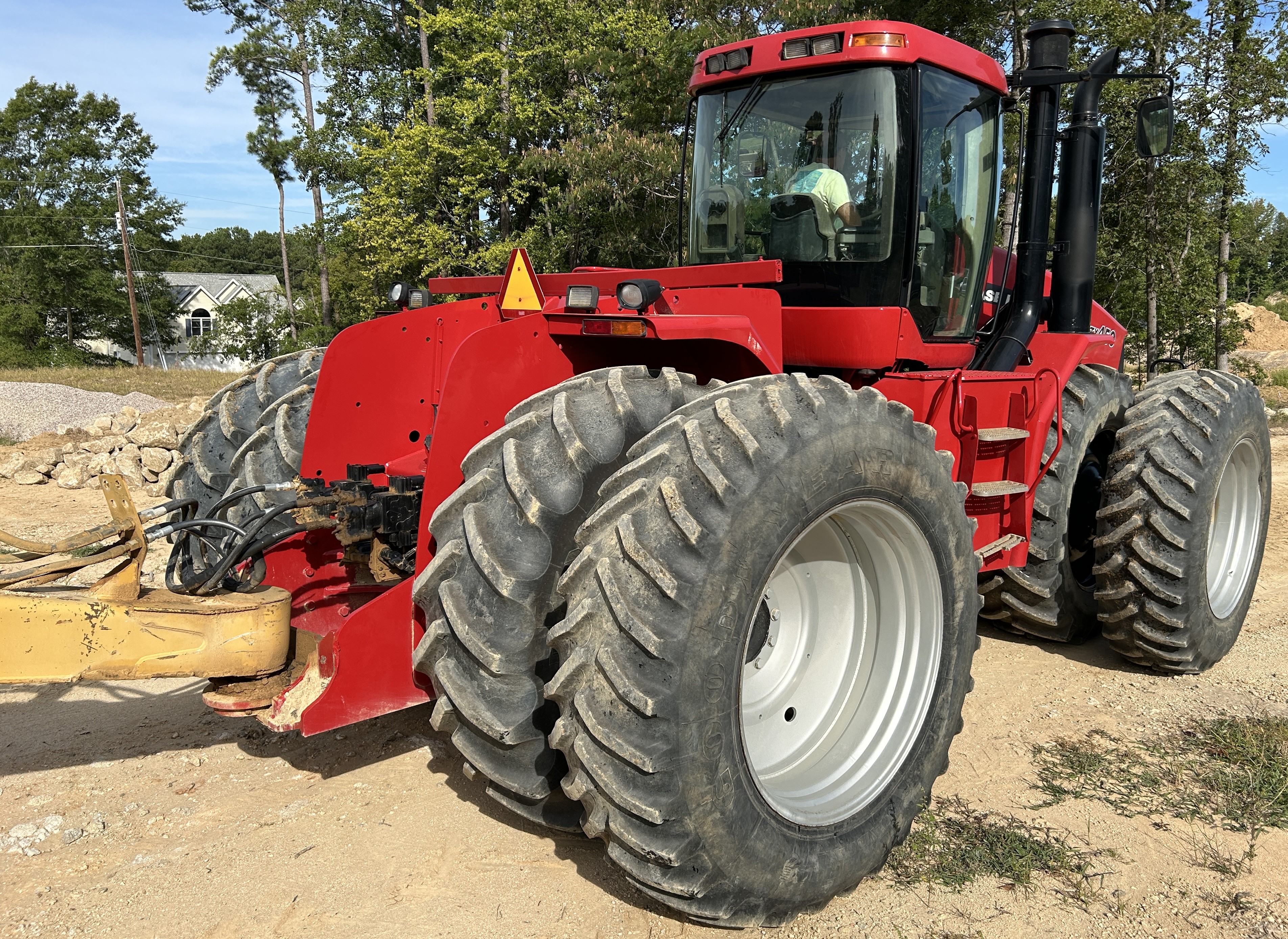 Used 2004 Case STX450 with 17 yard Noble Pull pan