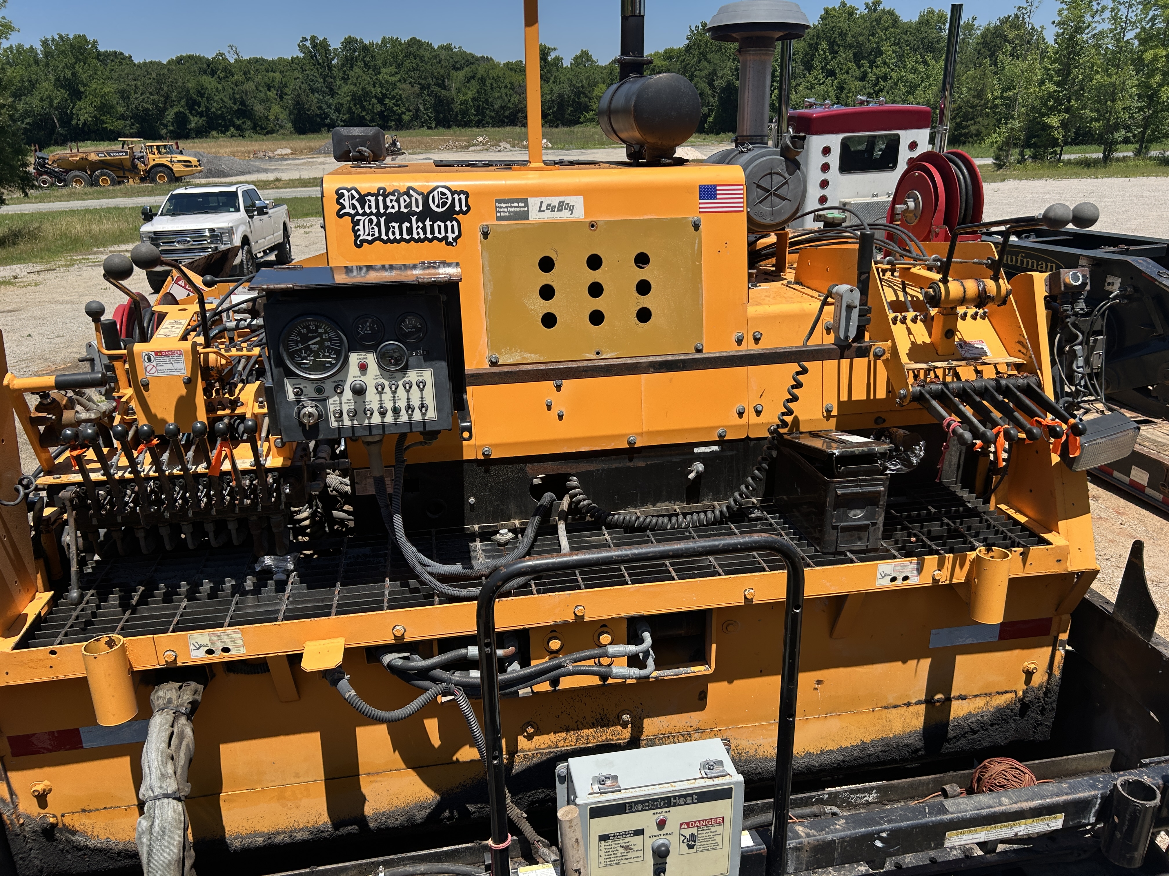 Used 2012 LeeBoy 8500B