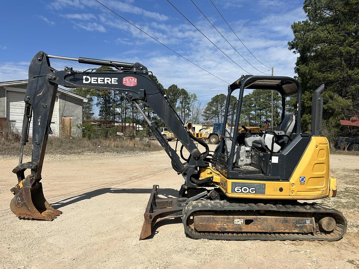 Used 2019 Deere 60G