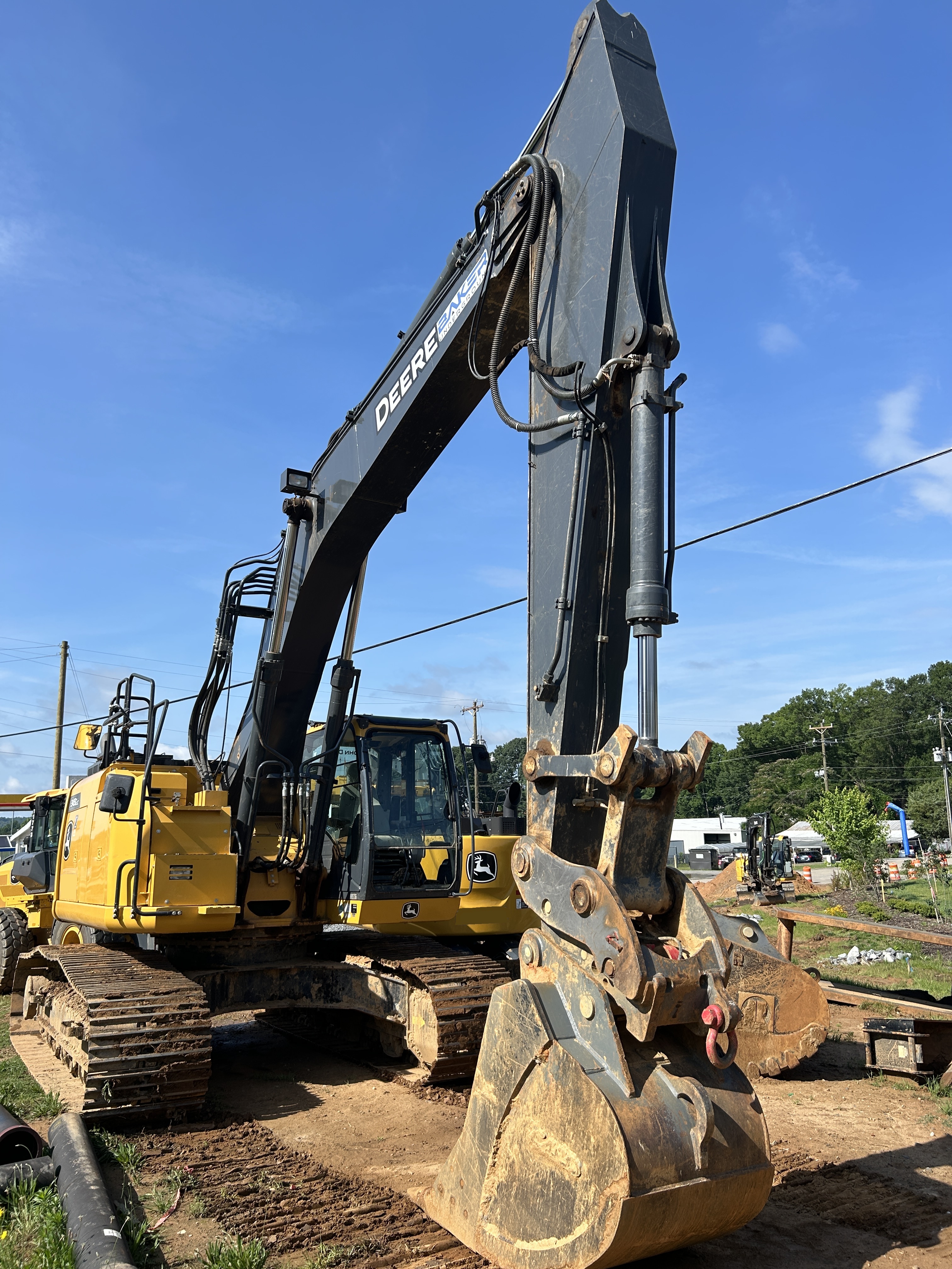 Used 2021 Deere 345G LC - low hours very nice