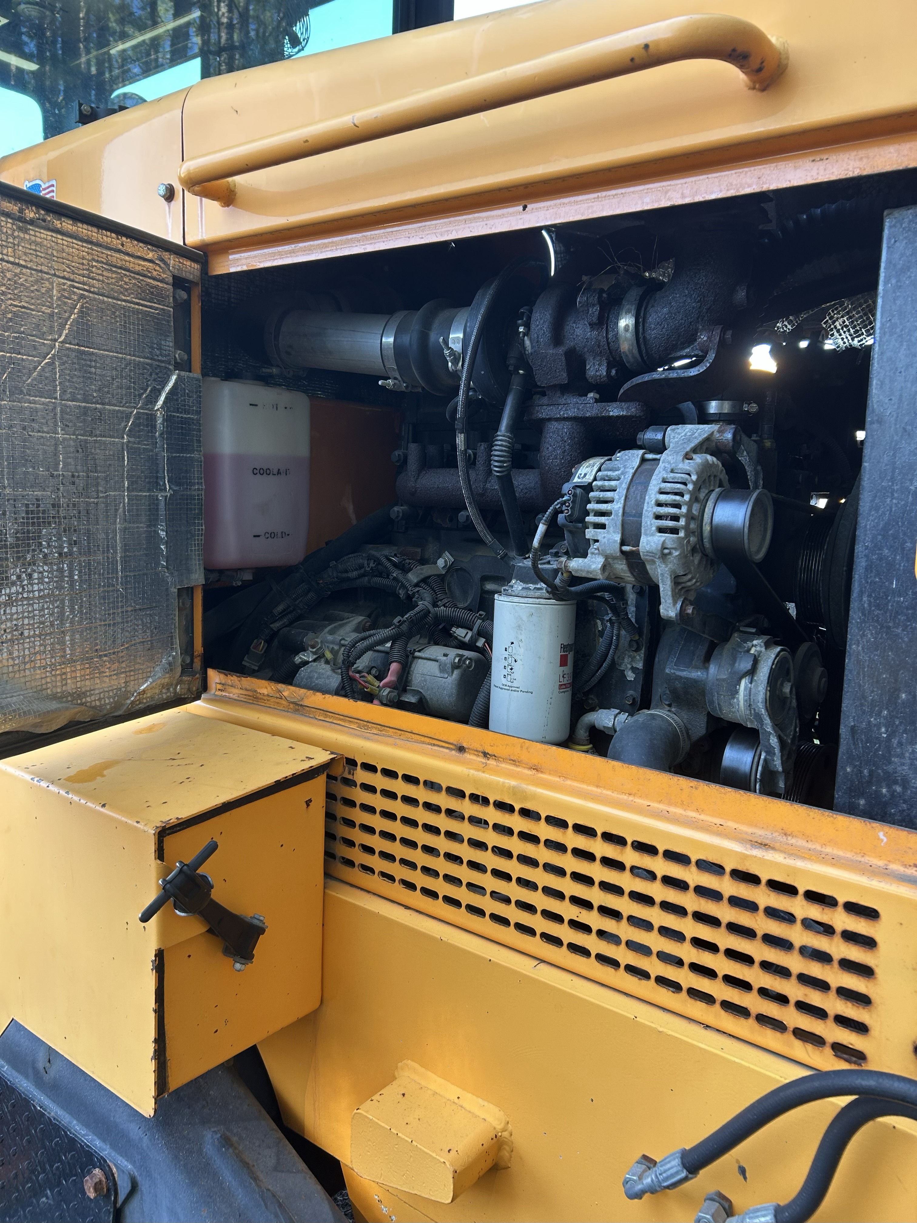 Used 2017 Leeboy 685C with only 1362