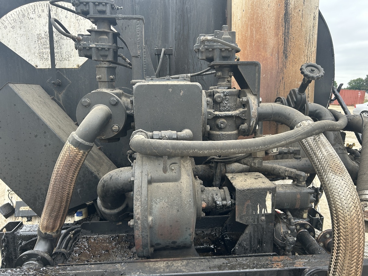 Used 2018 International Leeboy Rosco Maximizer 3 Tack Truck