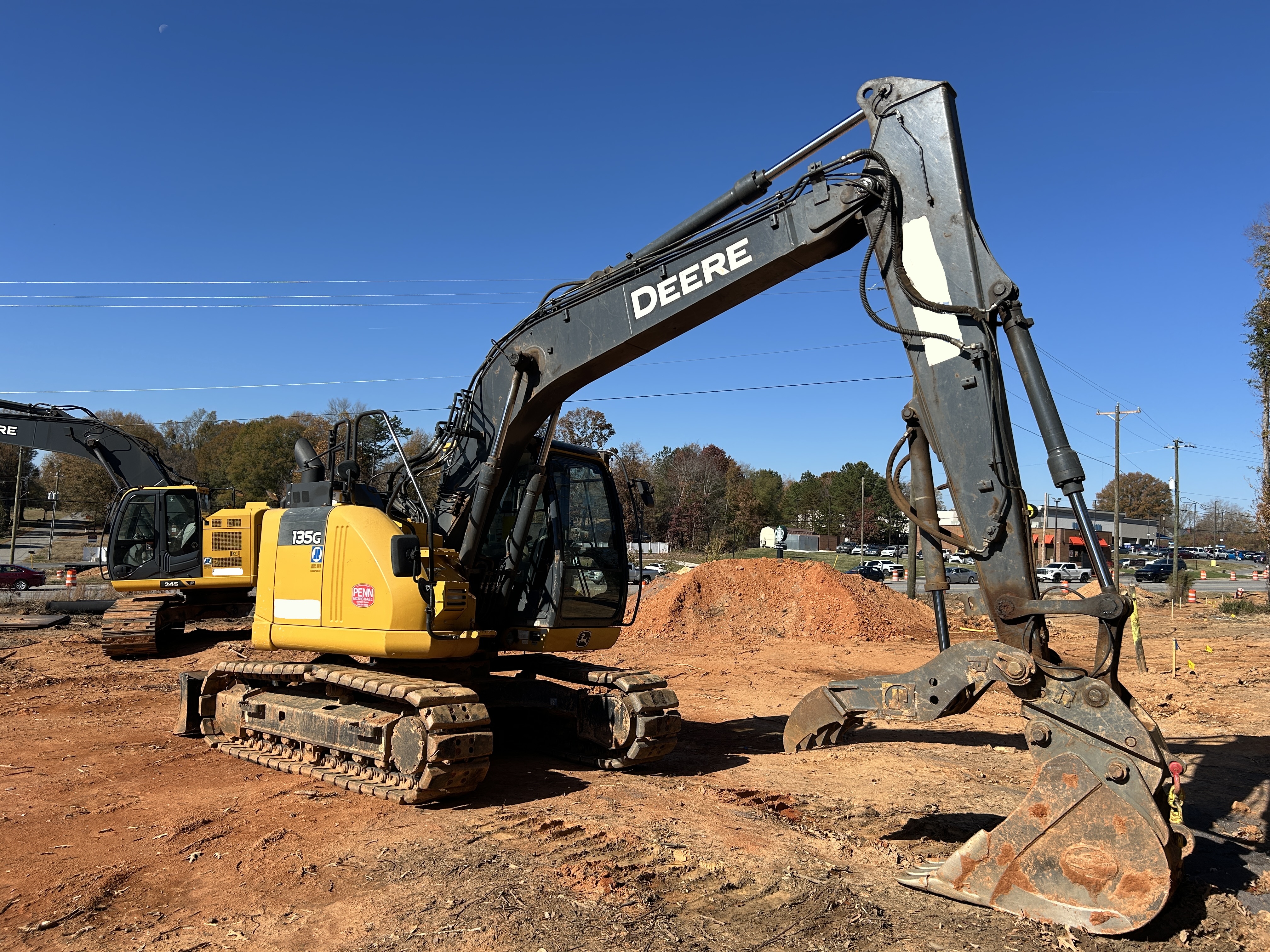 Used 2021 Deere 135G