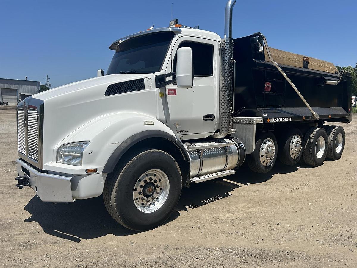 Used 2017 Kenworth T880 Quad Axle Dump Truck