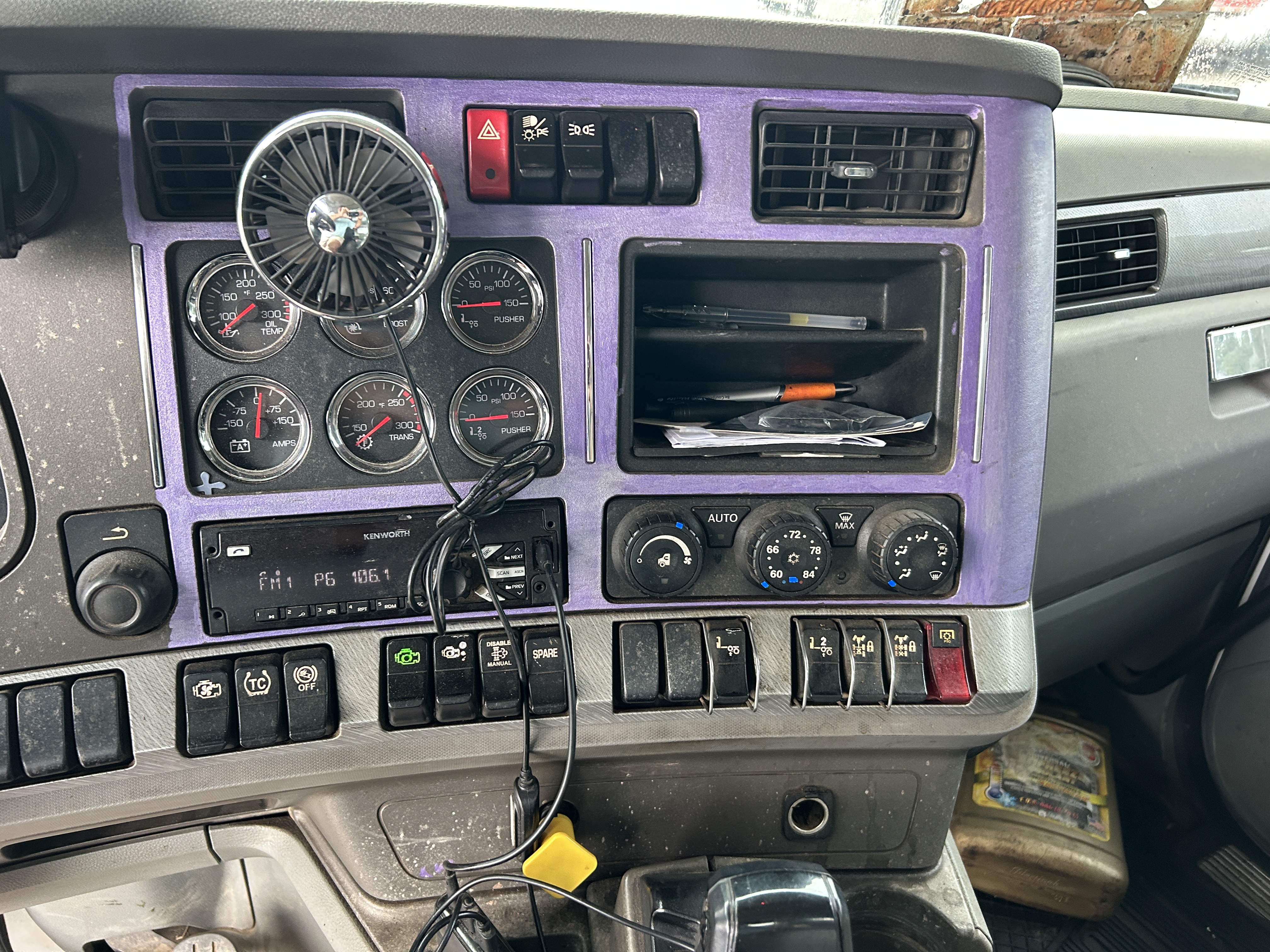Used 2017 Kenworth T880 Quad Axle Dump Truck