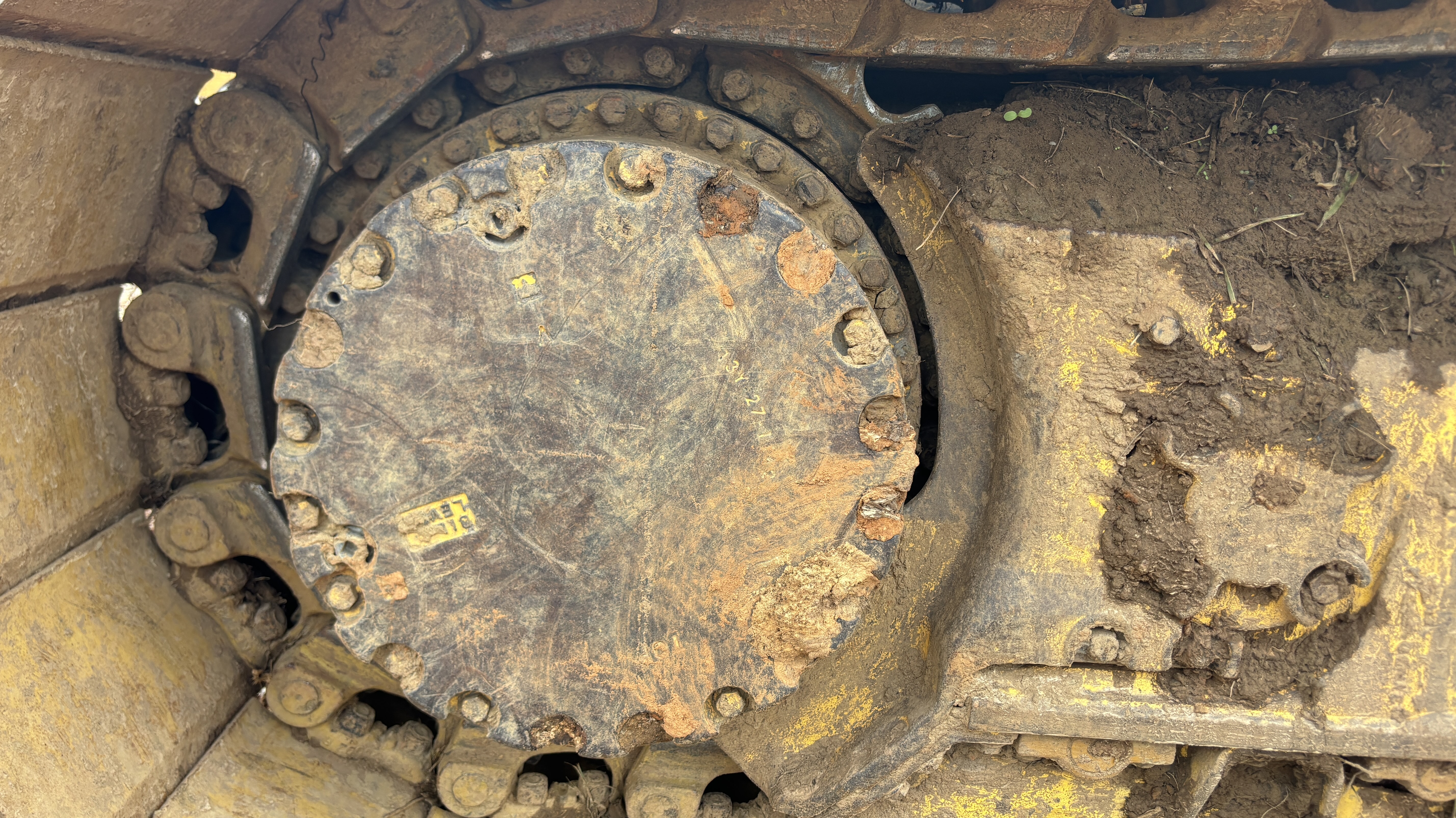 Used Nice 2013 Komatsu D61PXI-23 with BRAND NEW UNDER CARRAIGE