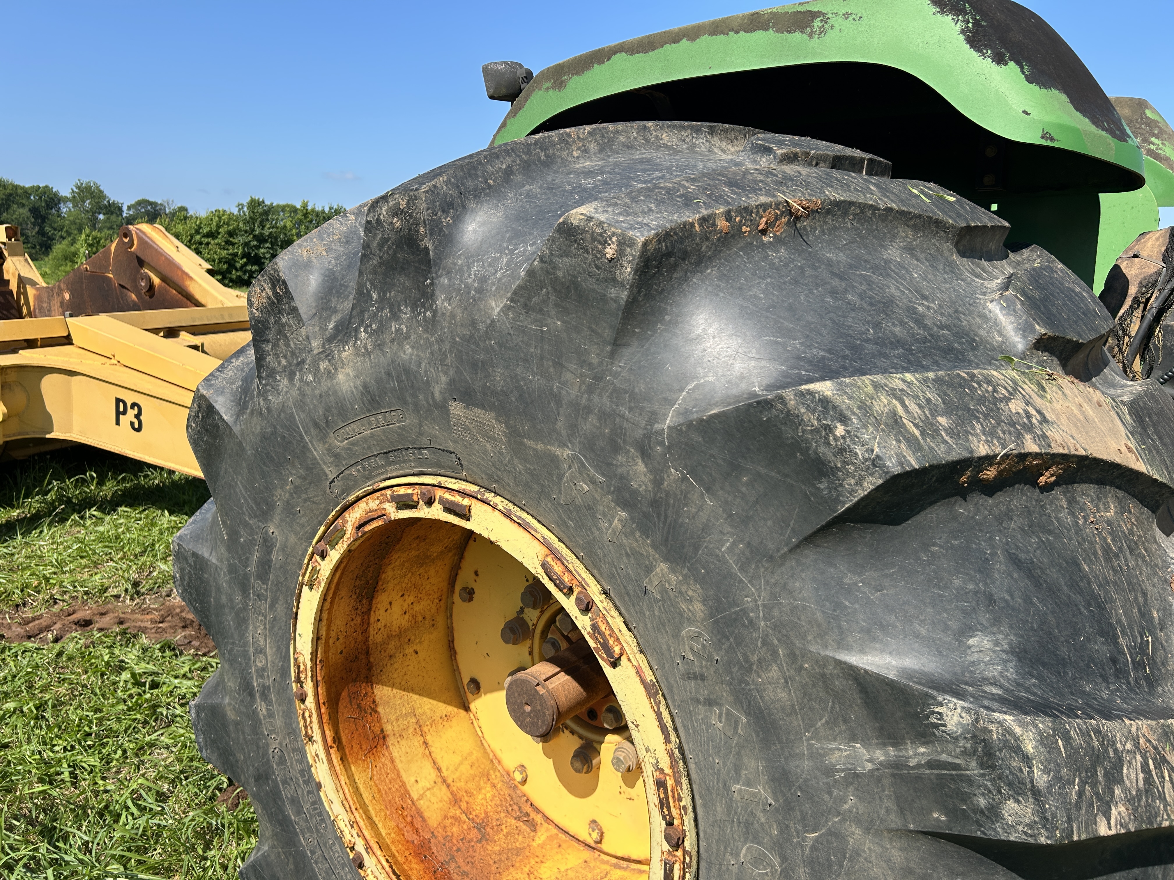 Used 2000 Deere 9400 with 4400 original hours