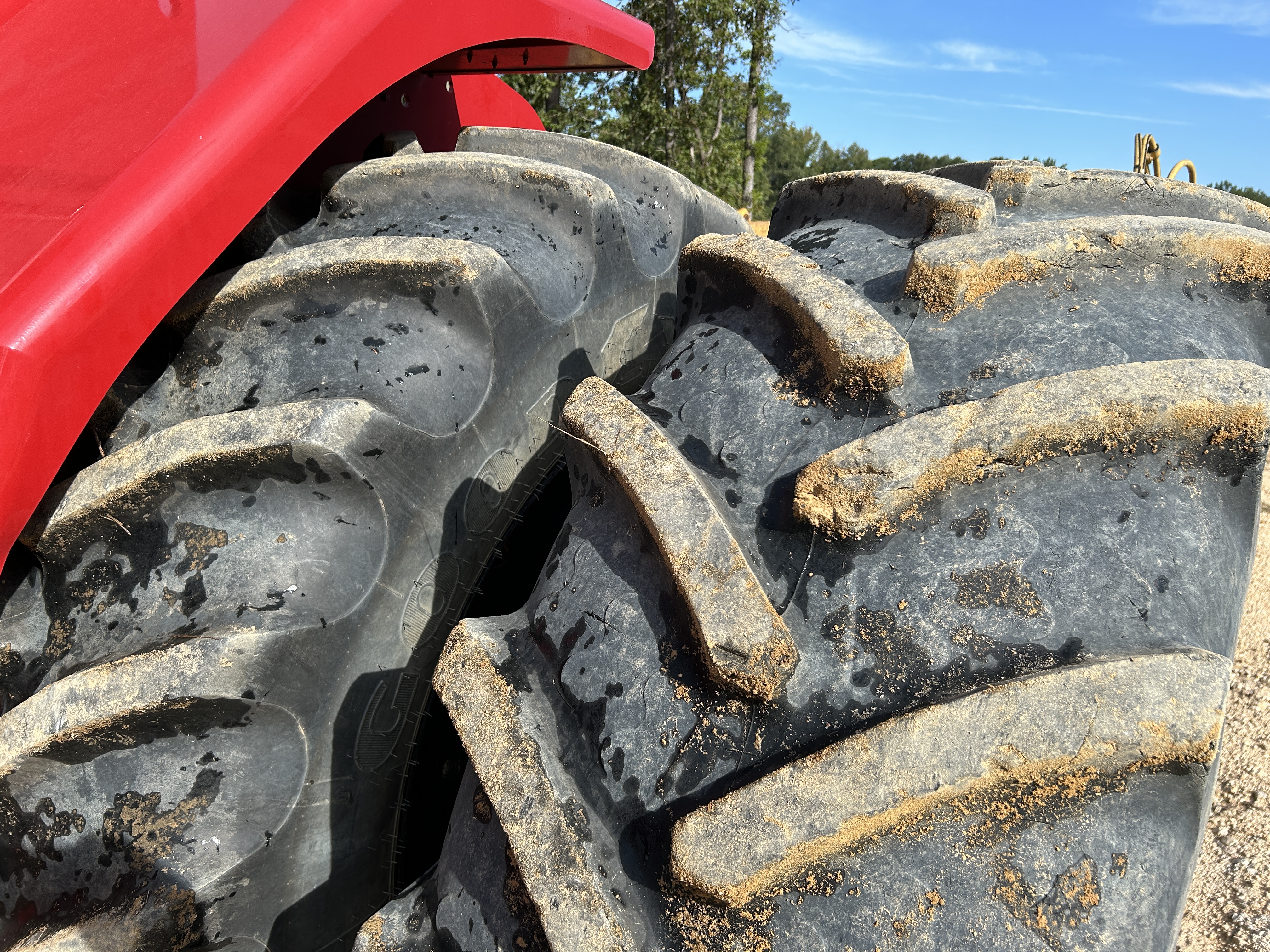 Used 2004 Case STX450 with 17 yard Noble Pull pan