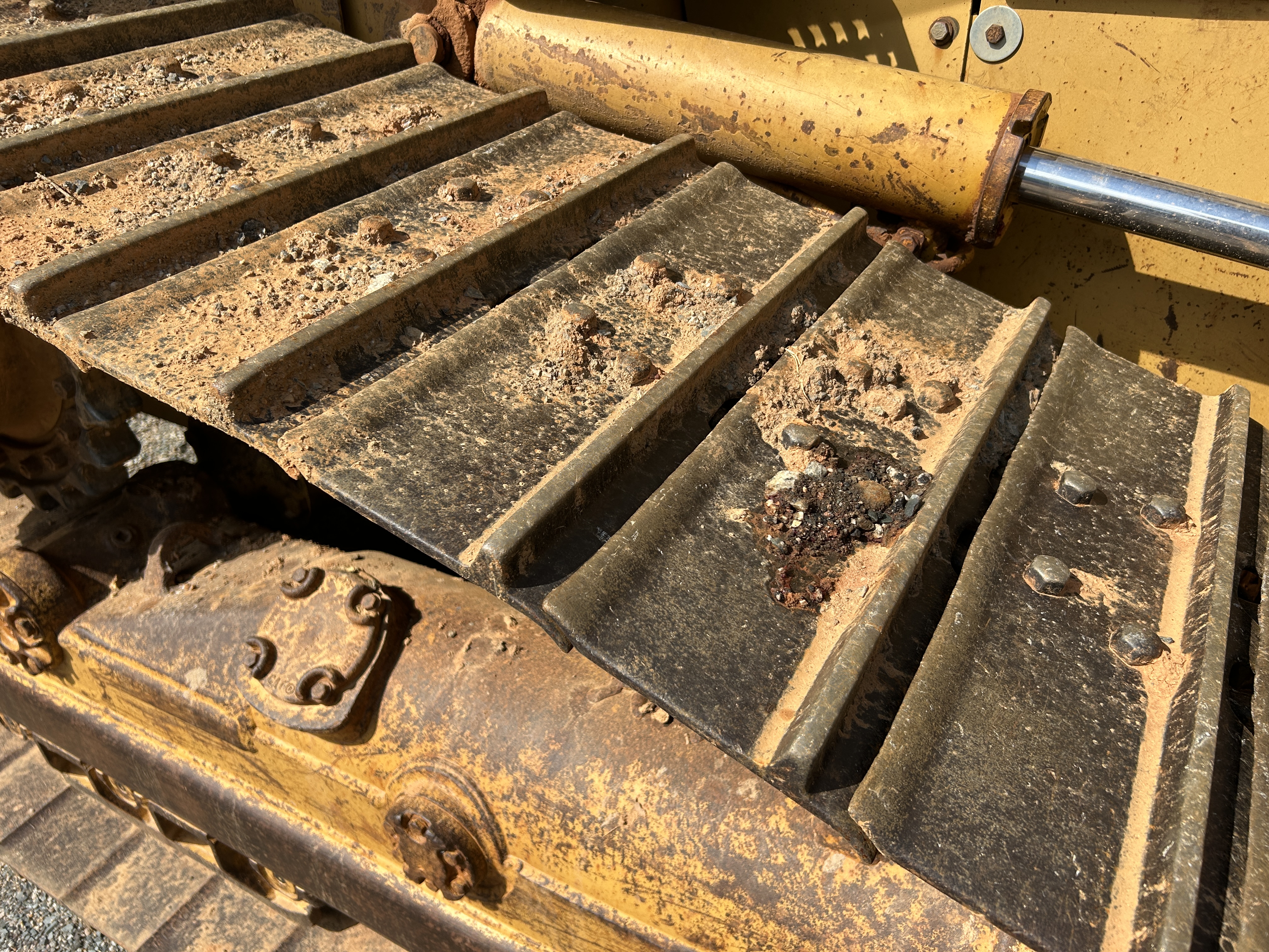 Used 2004 Caterpillar D5N XL