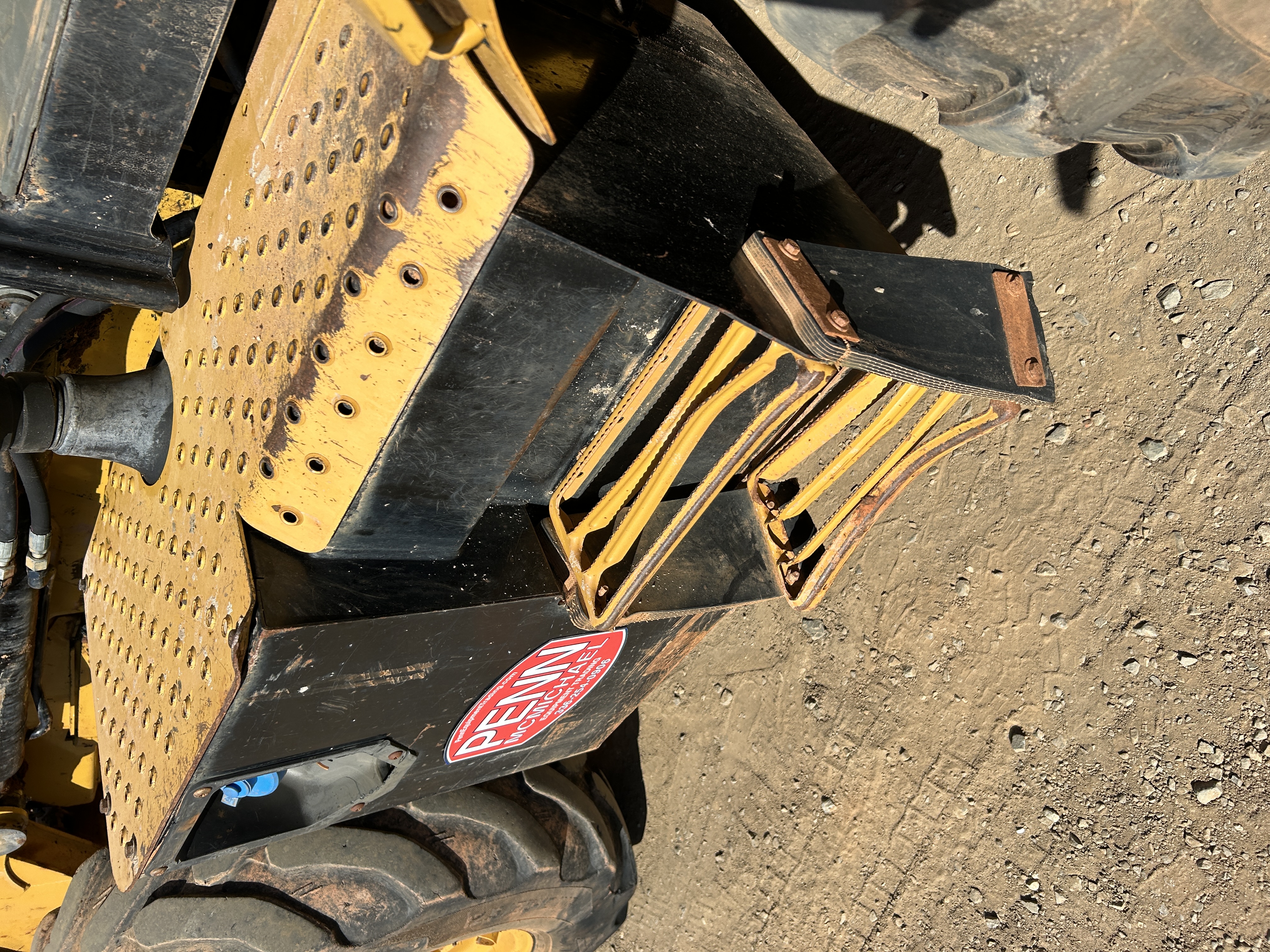 Used 2015 Caterpillar 420F2 IT