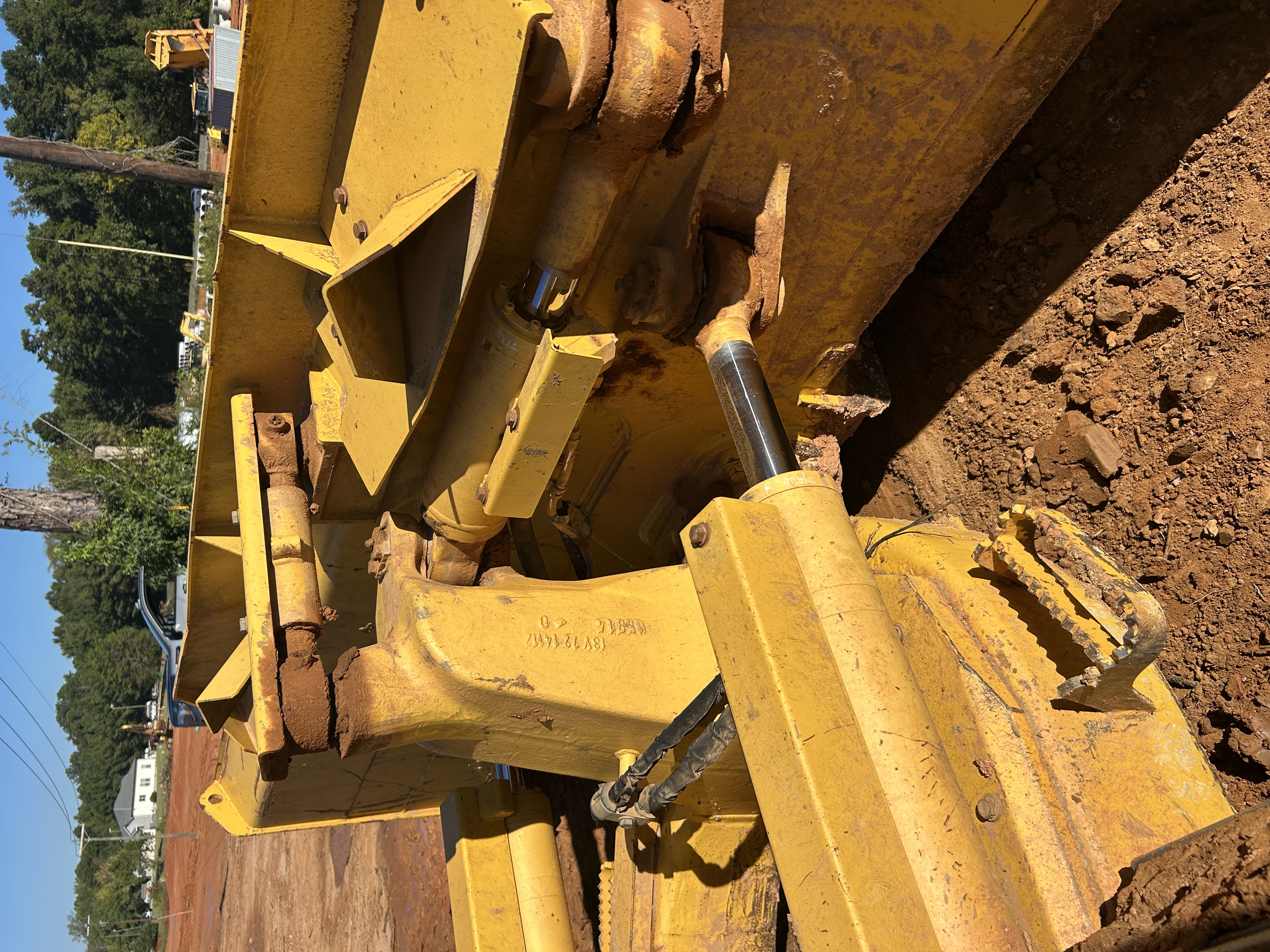 Used 2016 Komatsu D61PXi-23