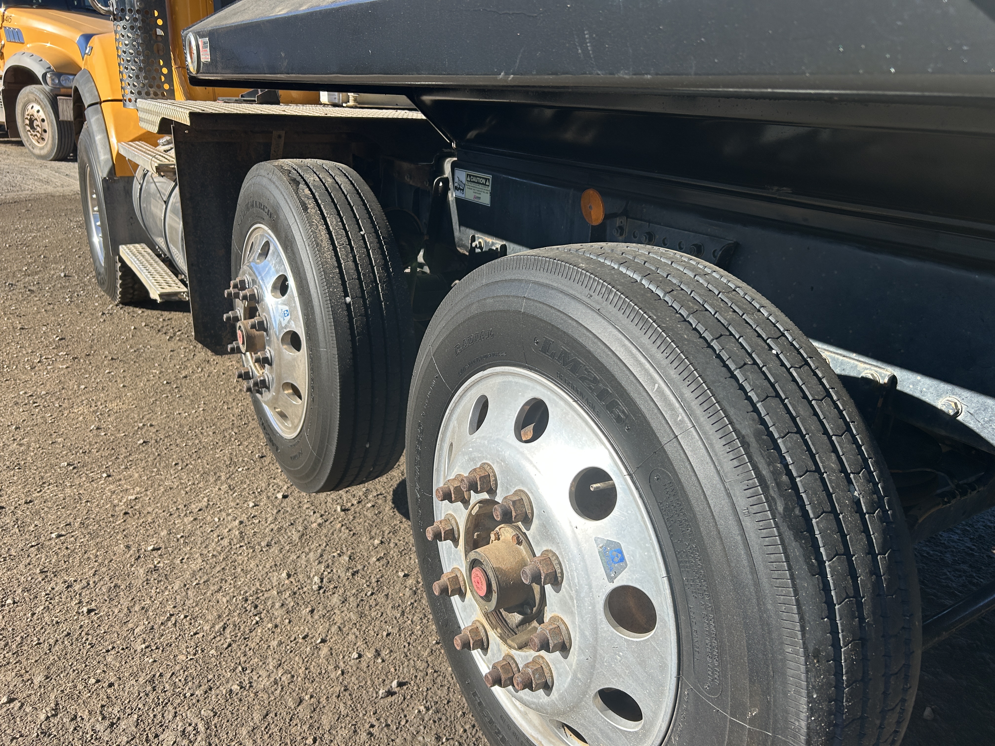 Used 2016 Kenworth T880 Quad Axle Dump Truck - Automatic