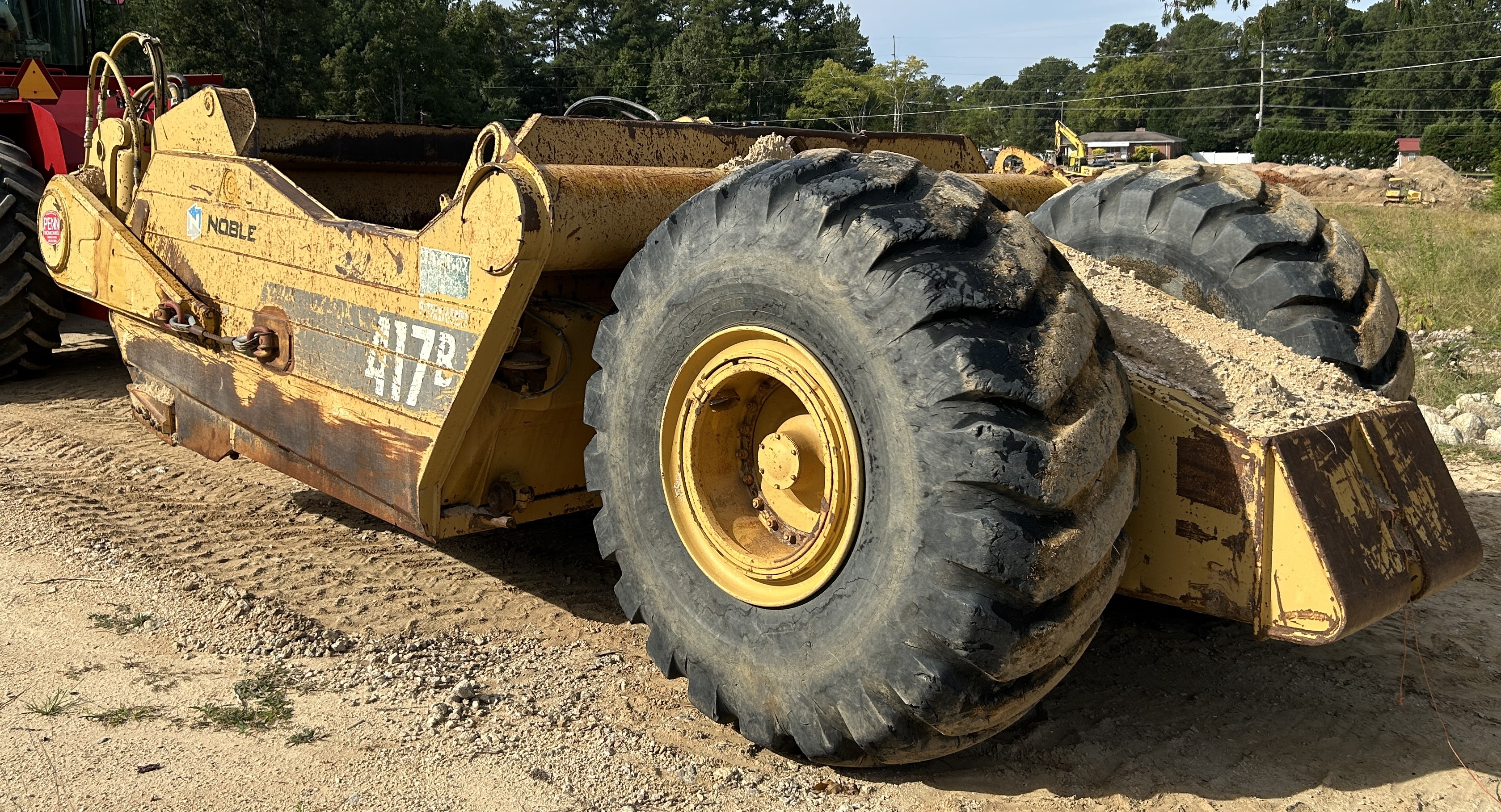 Used 2004 Case STX450 with 17 yard Noble Pull pan