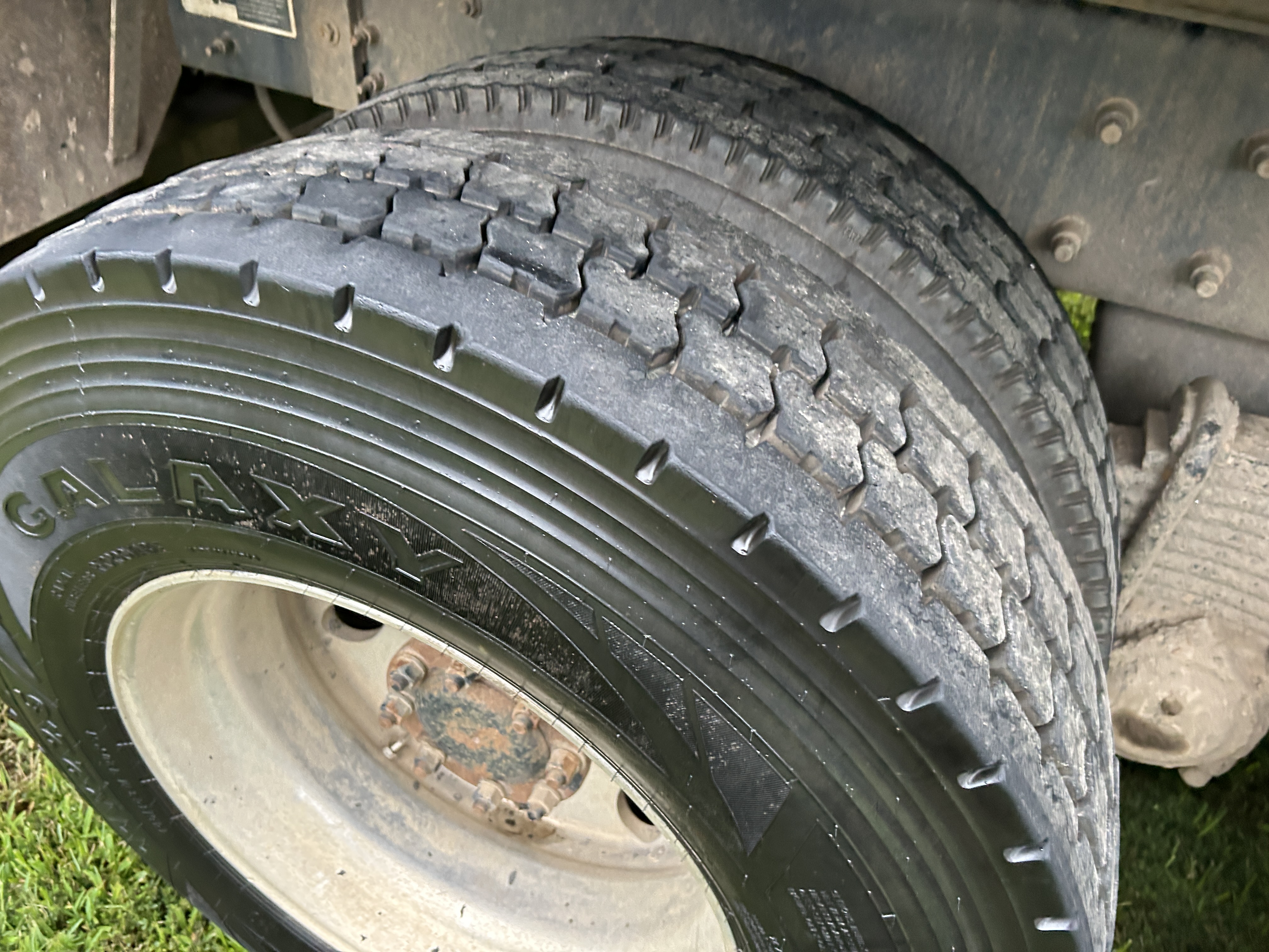 Used 2014 Mack Granite GU713 Quad Axle Dump Truck - Automatic