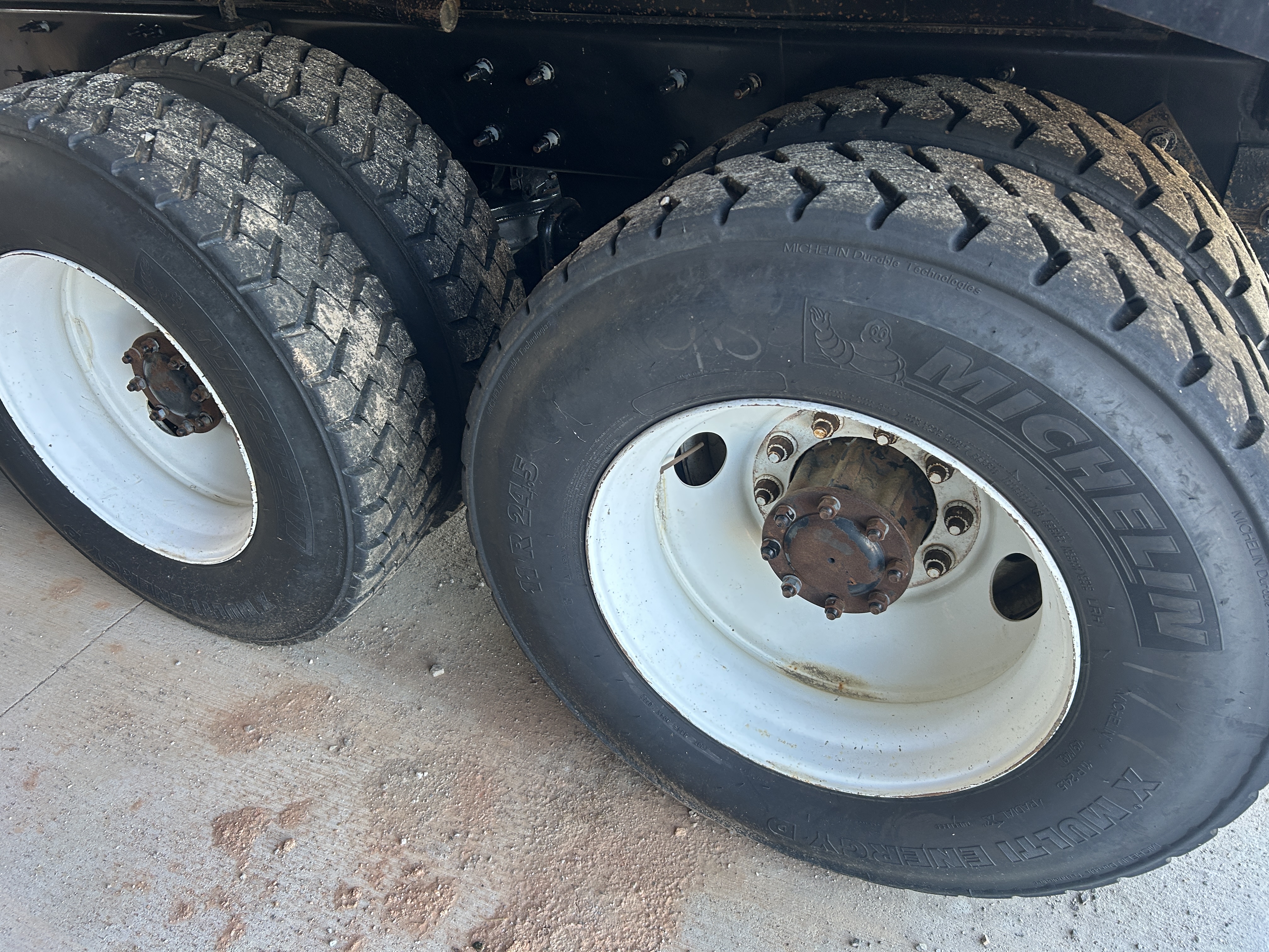 Used 2017 Mack GU713 Tri Axle Dump Truck - Automatic