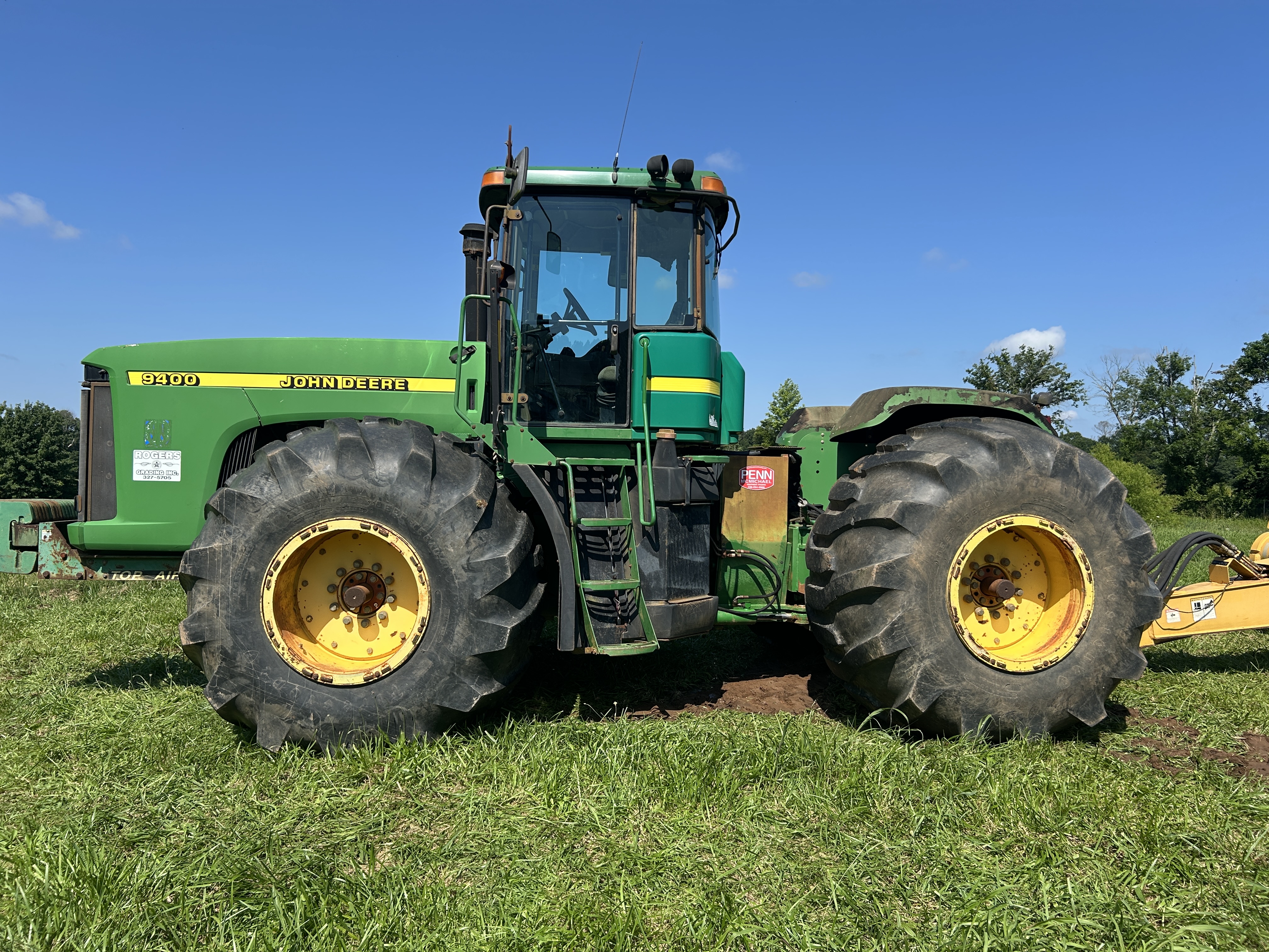 Used 2000 Deere 9400 with 4400 original hours