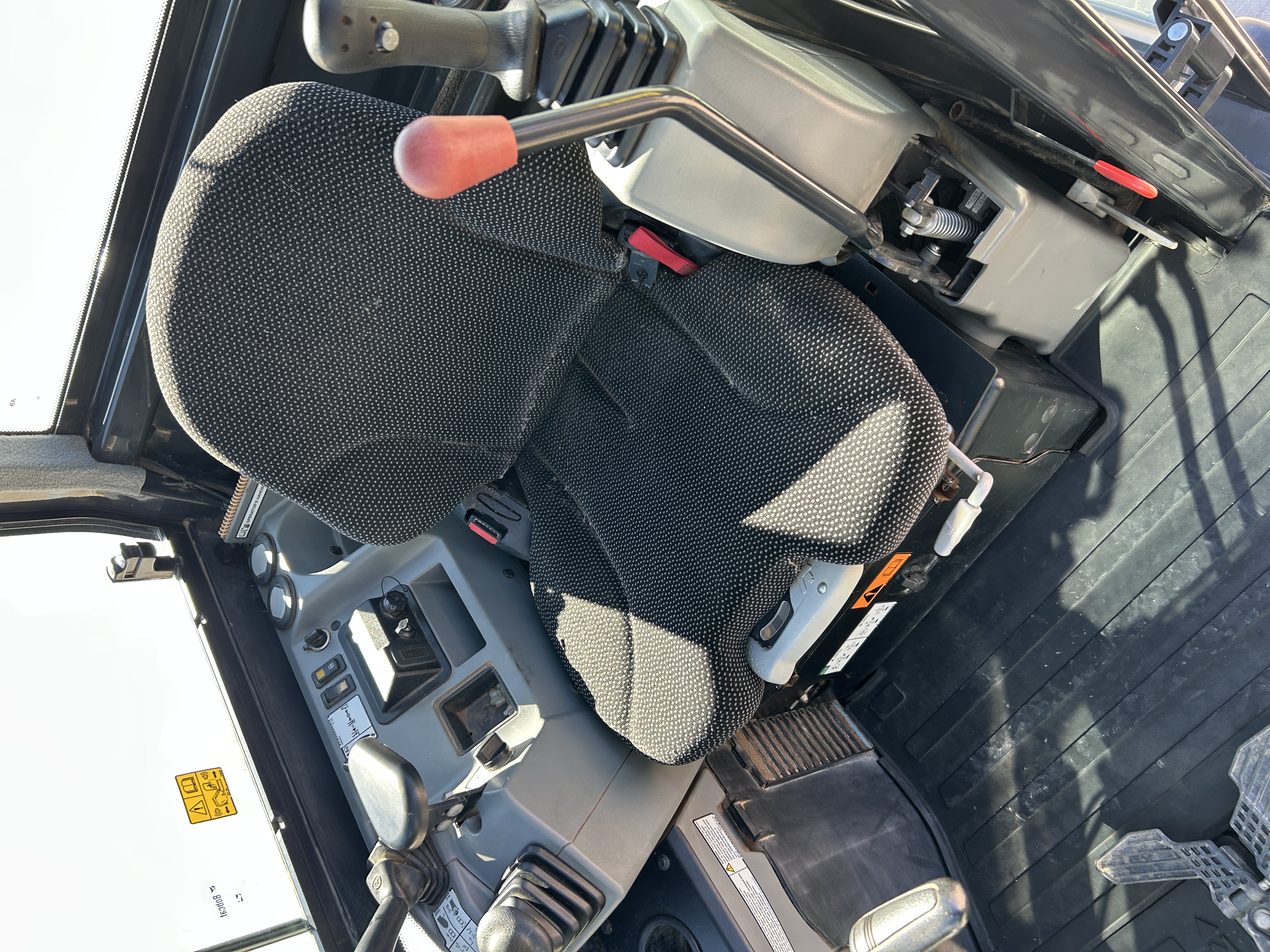 Used 2021 Bobcat E60 R2