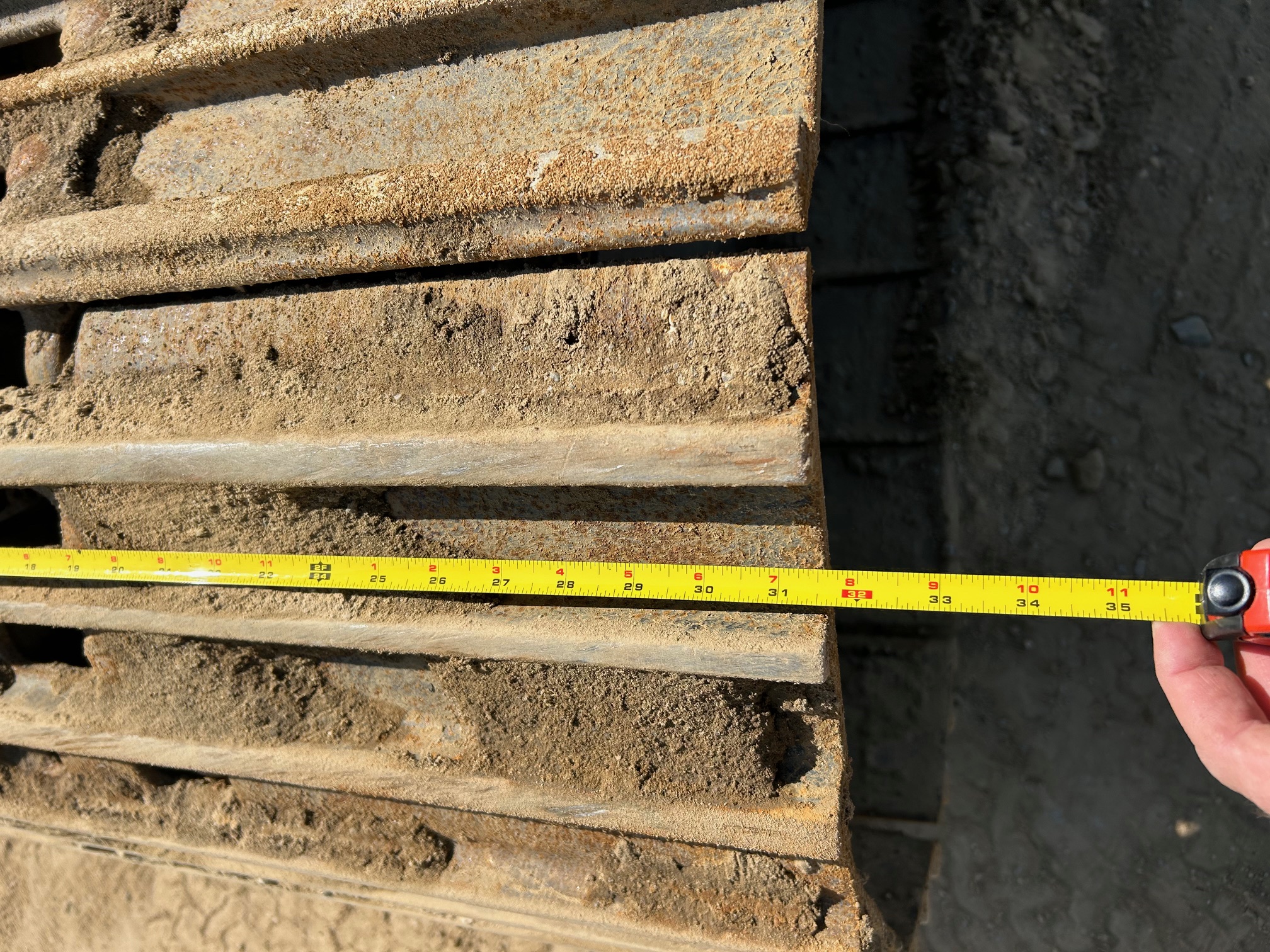 Used 2019 Volvo EC160EL with hyd thumb