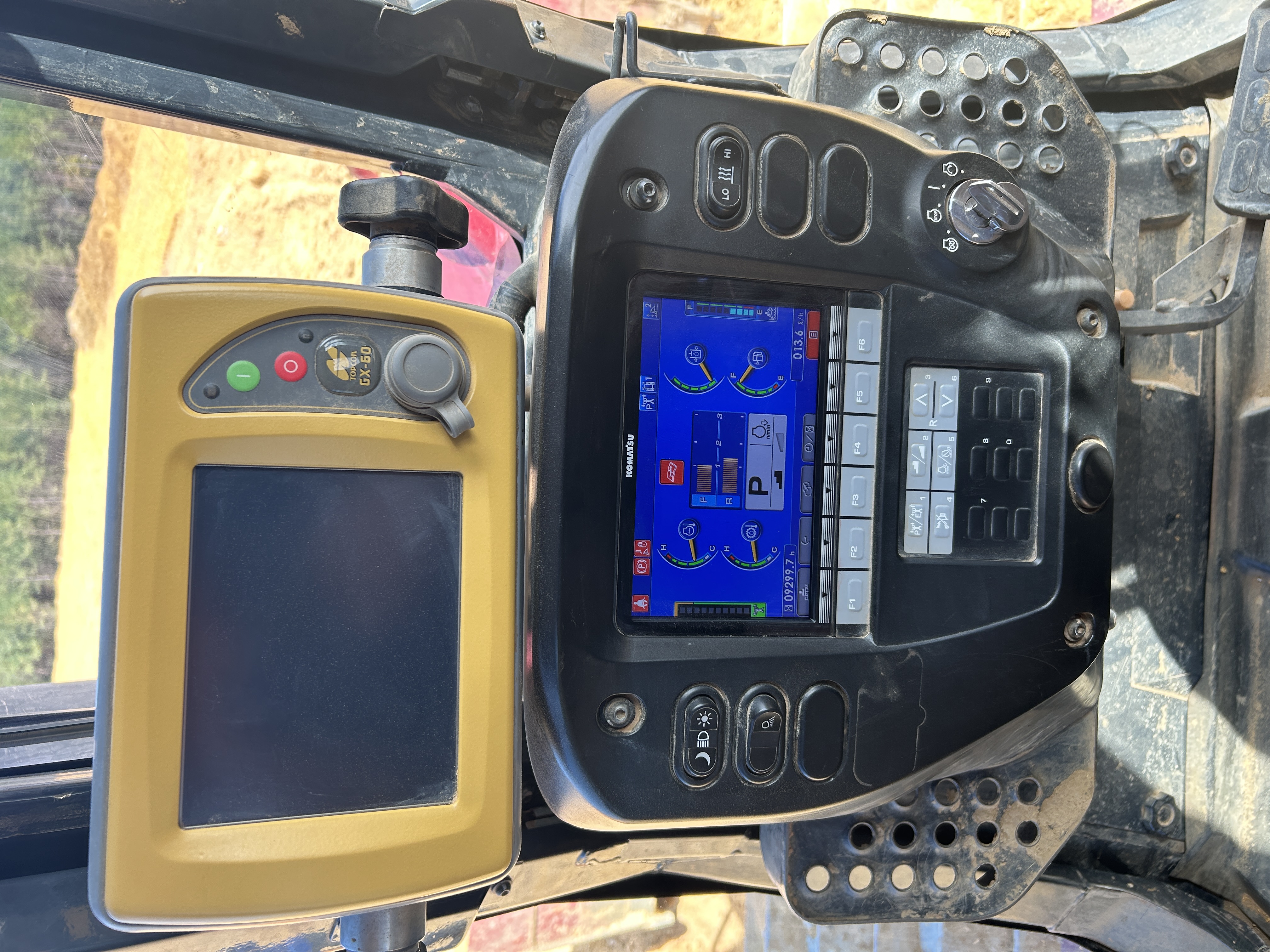 Used 2018 Komatsu D61PXi-24