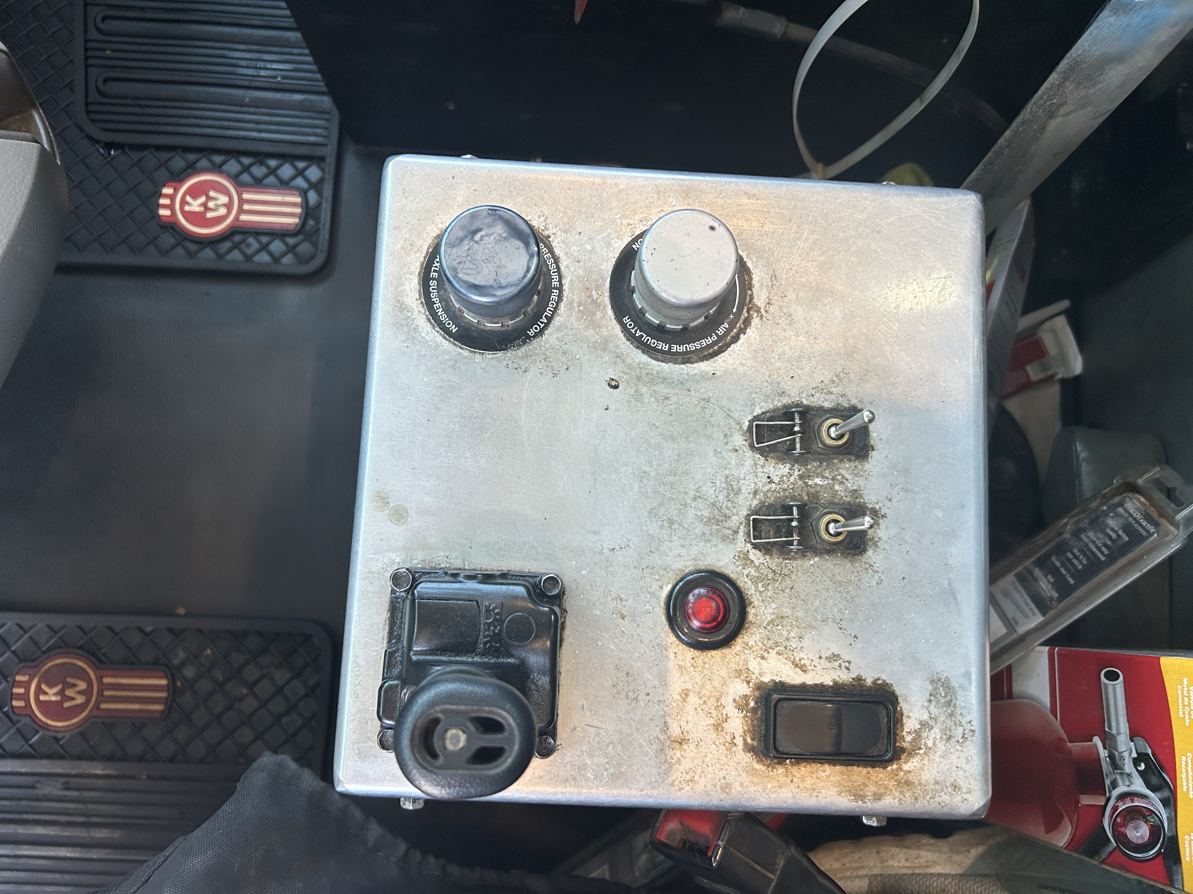 Used 2017 Kenworth T880 Quad Axle Dump Truck