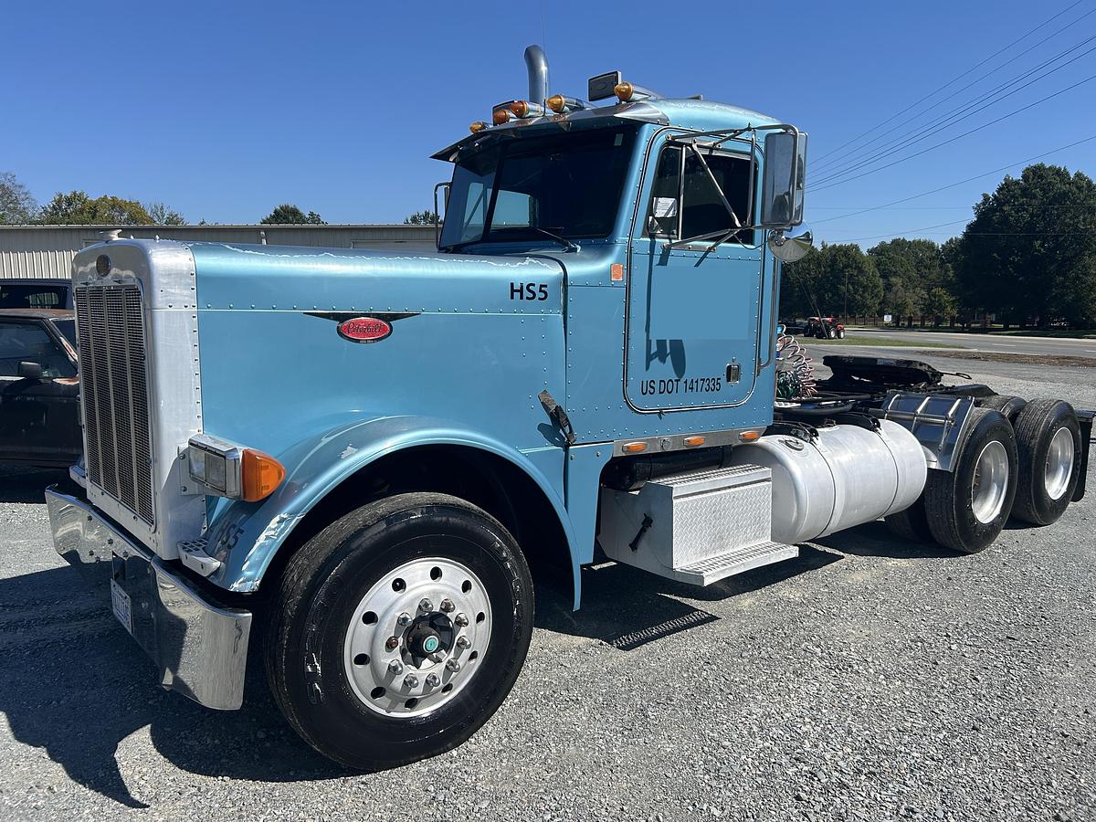 Used 1993 Peterbil