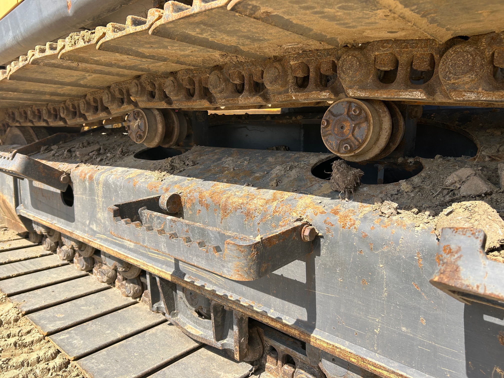 Used 2019 Volvo EC160EL with hyd thumb