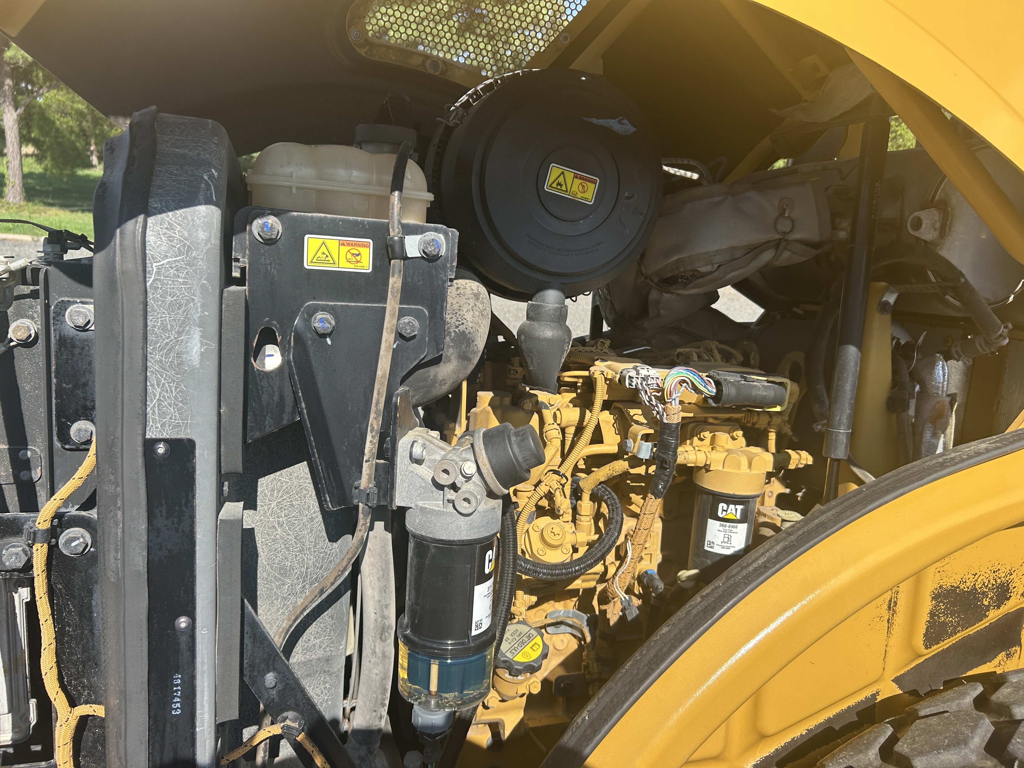 Used 2018 Caterpillar CS44B 66" Smooth Drum