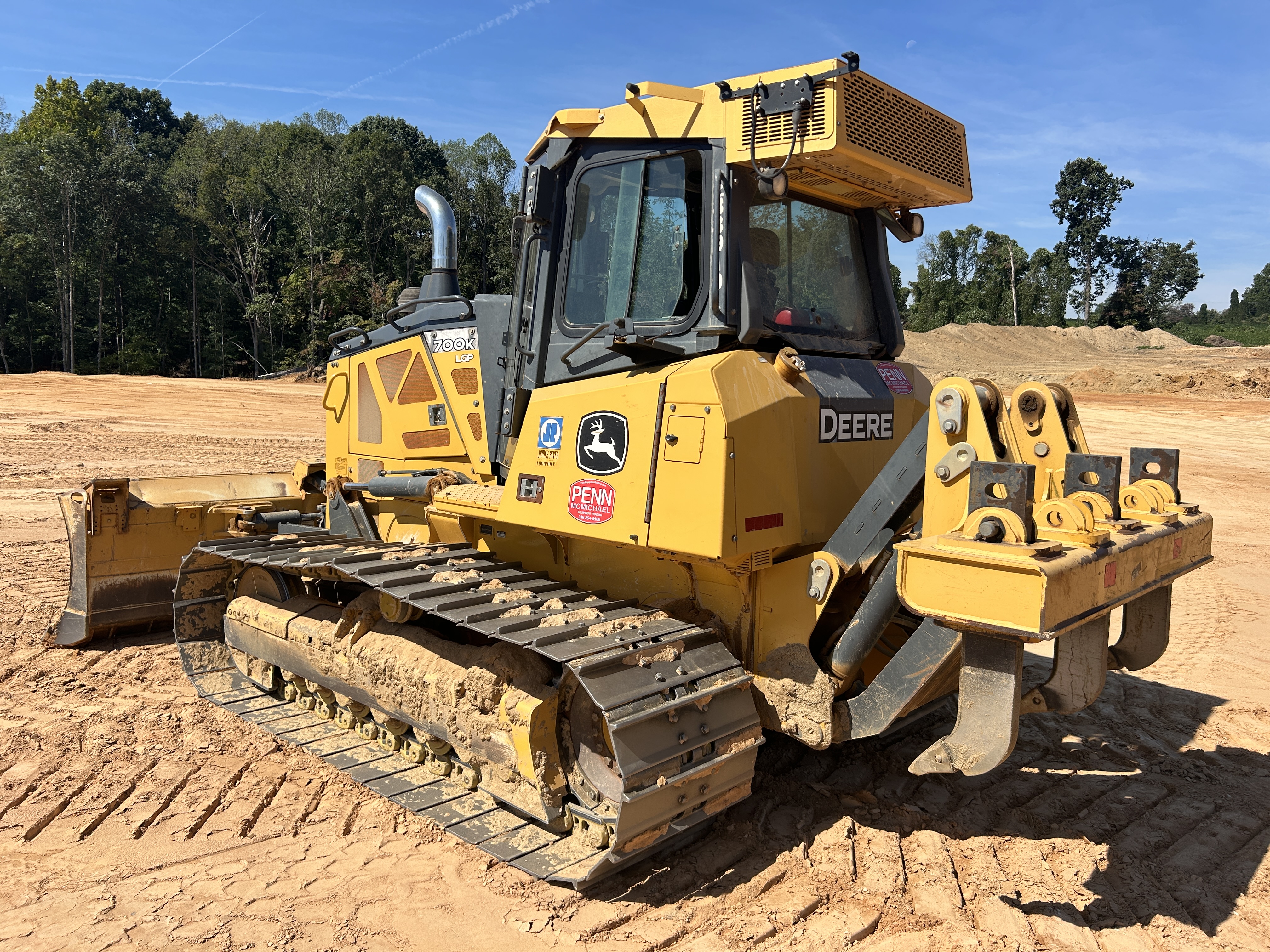 Used 2016 Deere 700K LGP with low hrs, 90 percent bottom, ripper, GPS ready