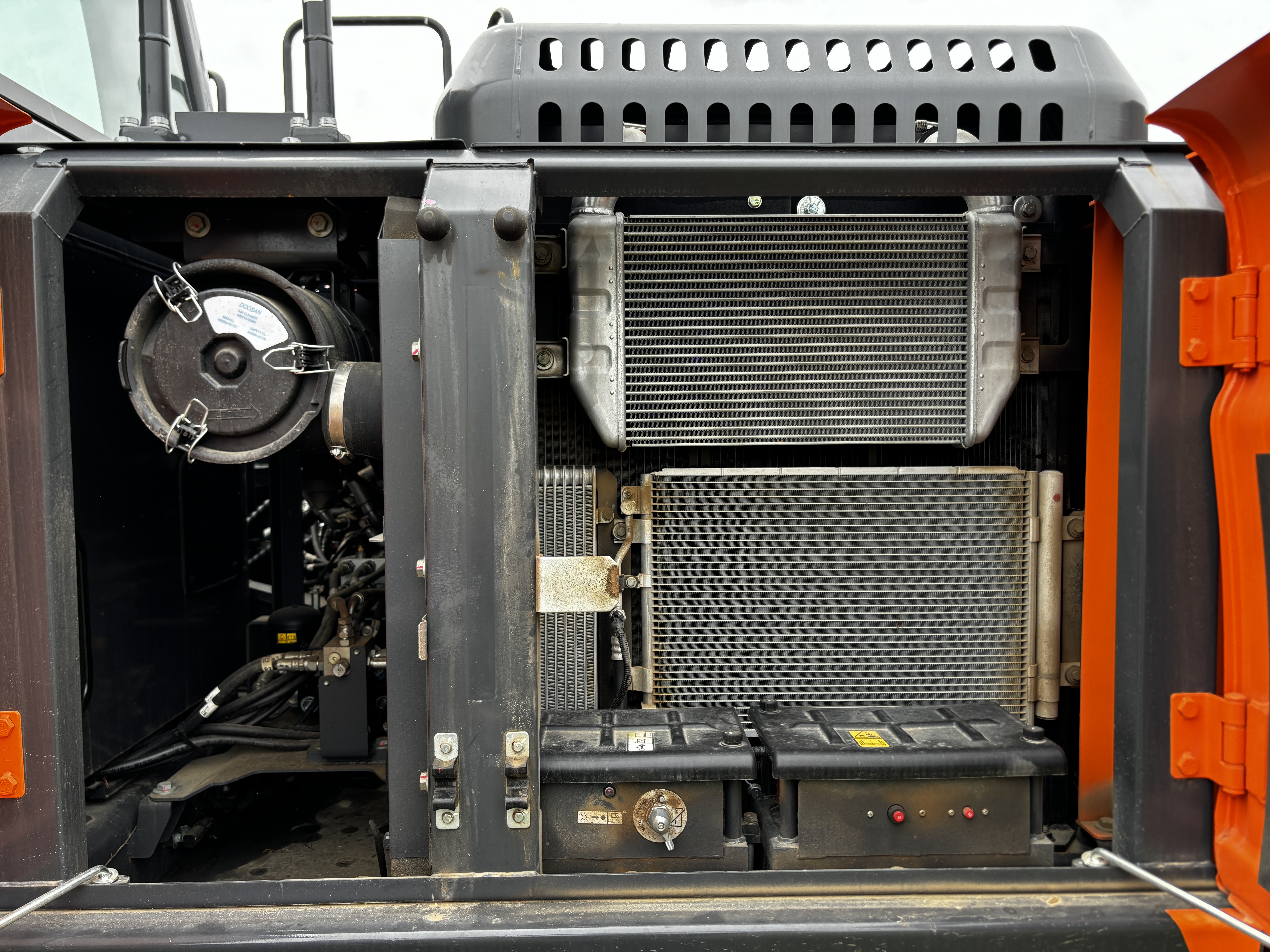 Used 2024 Doosan DX180LC-5