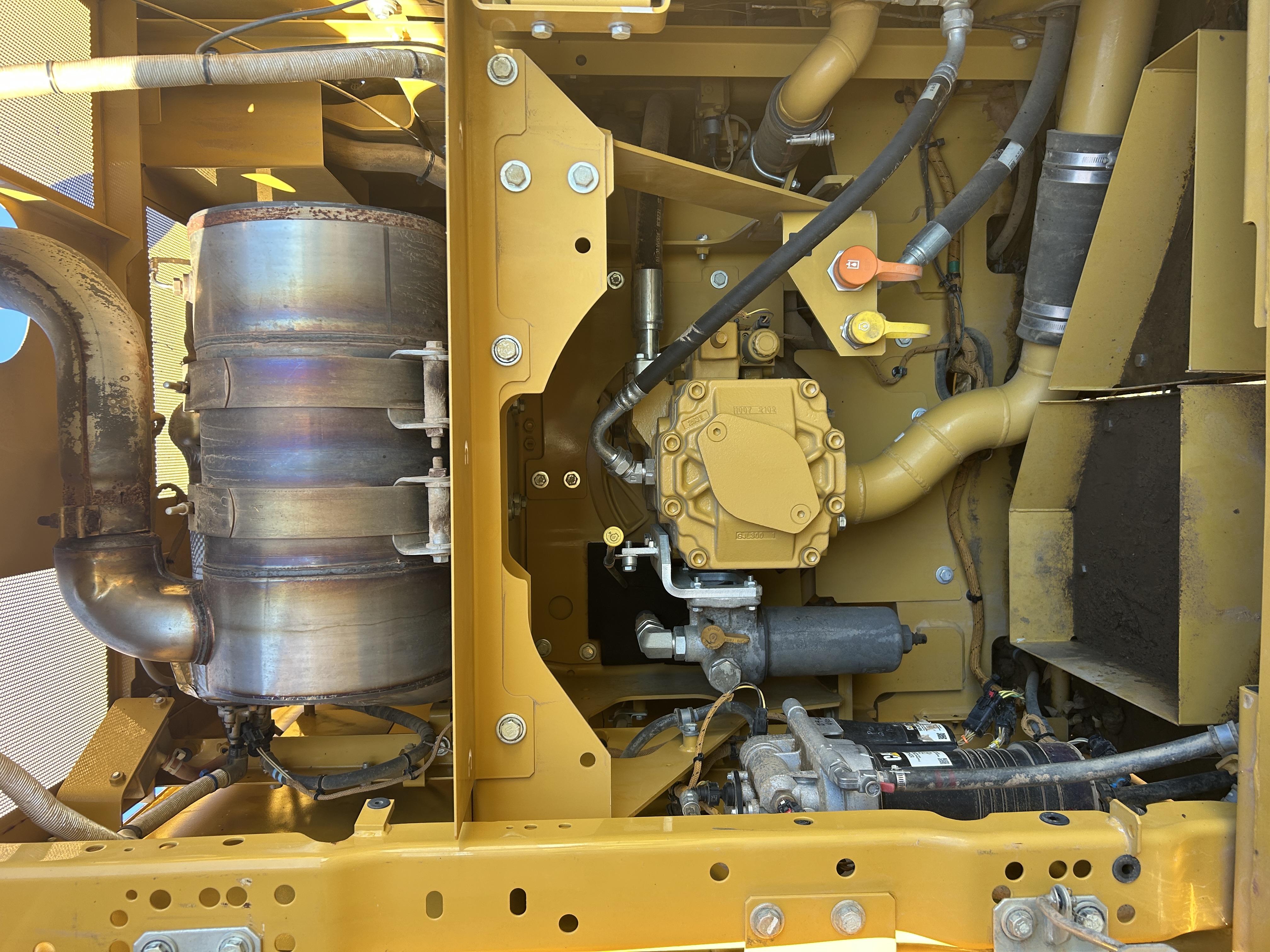 Used 2023 Caterpillar 323 with Progressive Link Hydraulic Thumb, New undercarriage, Grade 3D Ready