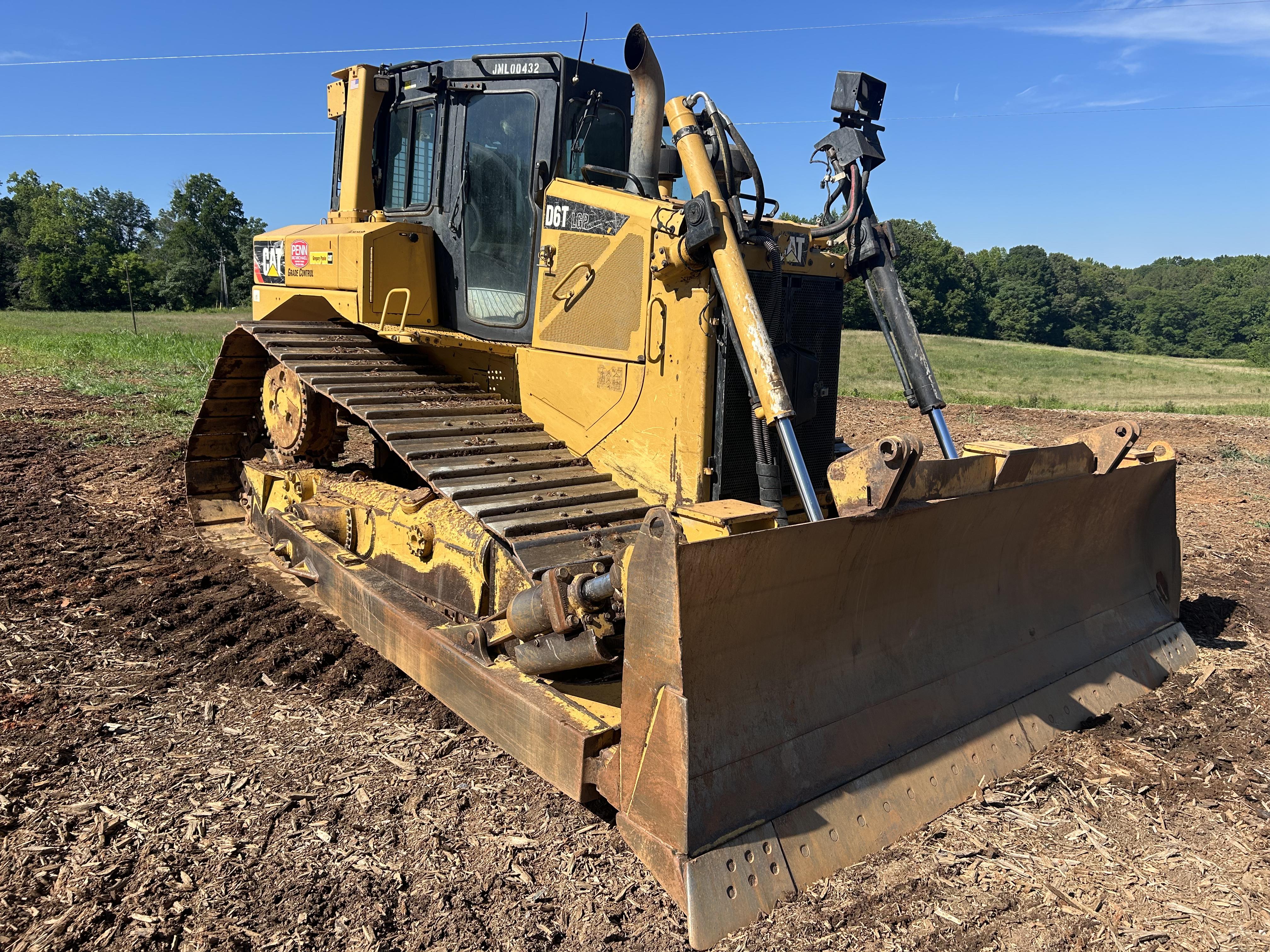 Used 2018 Caterpillar D6T LGP